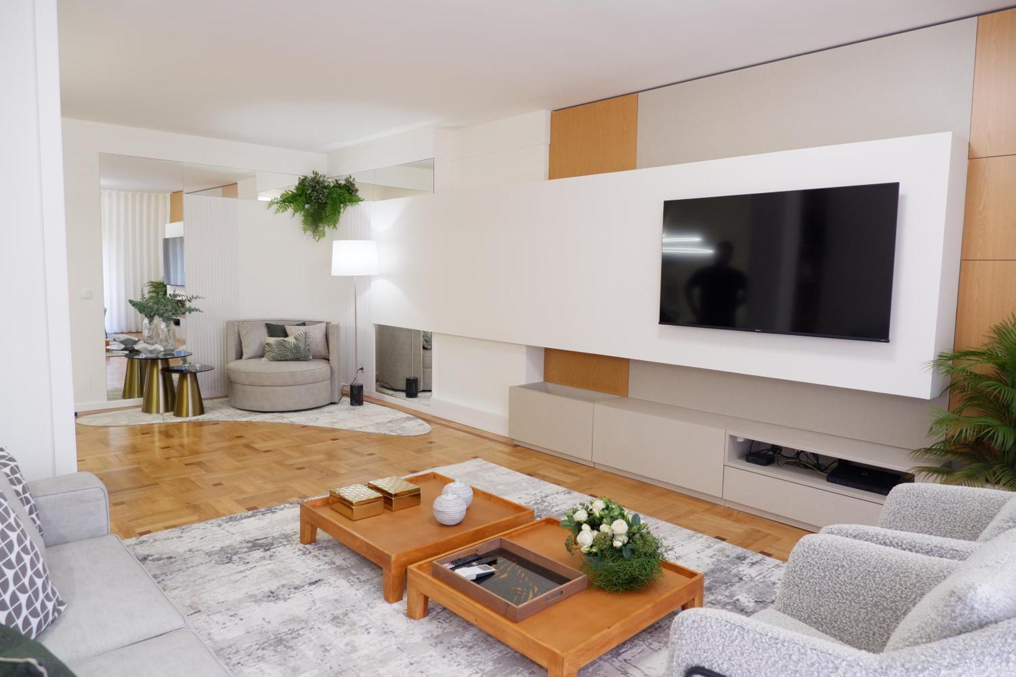 Family By Mp - Renovated