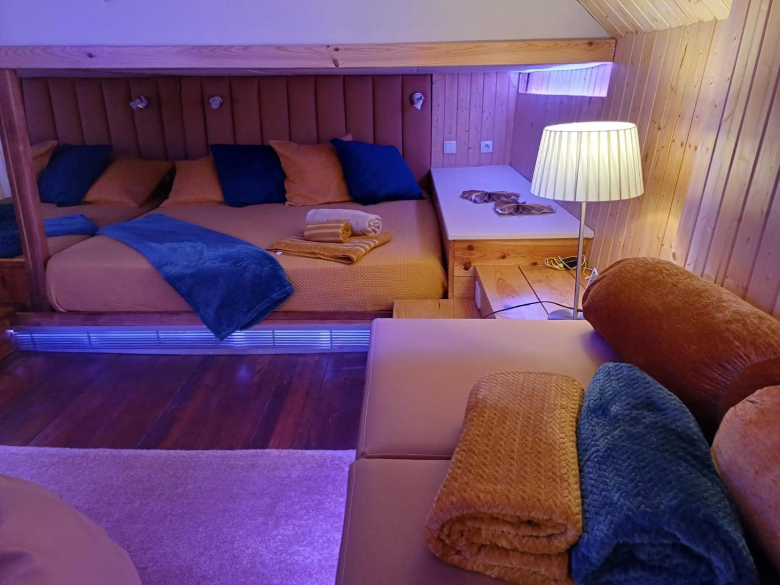 Botel Sleepboat Luxlife Yatch Porto