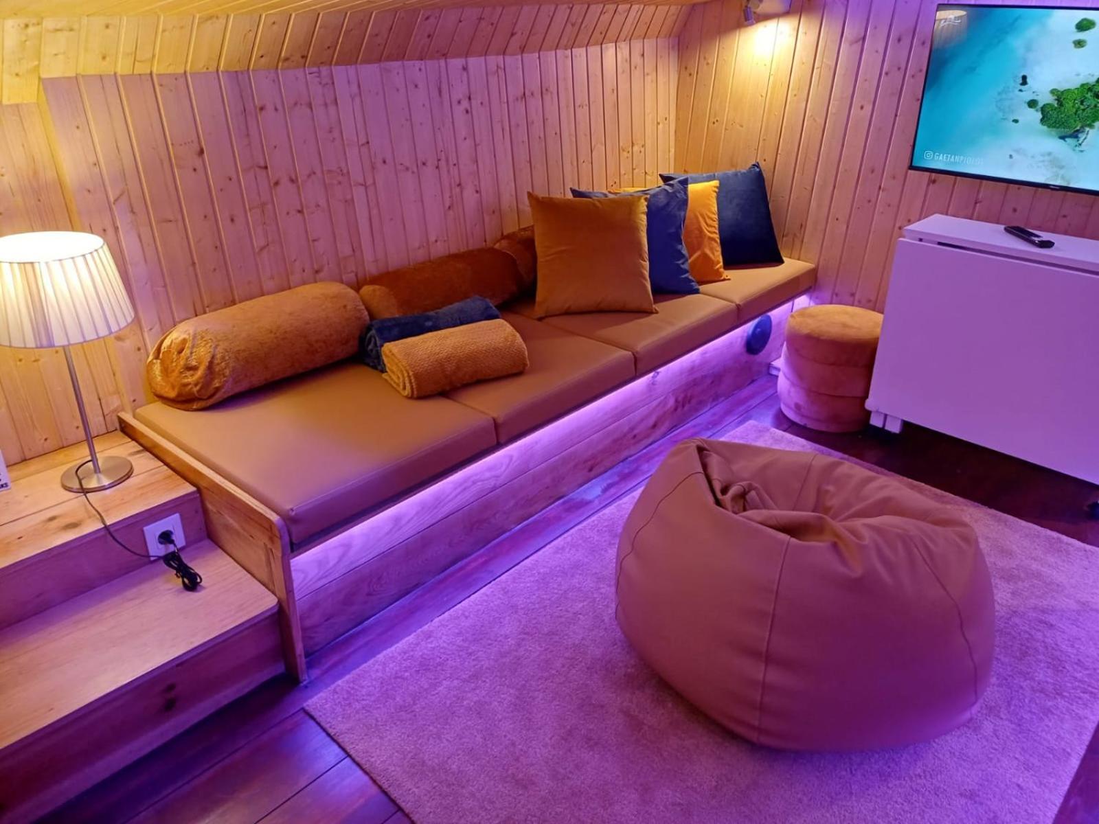 Sleepboat Luxlife Yatch Porto