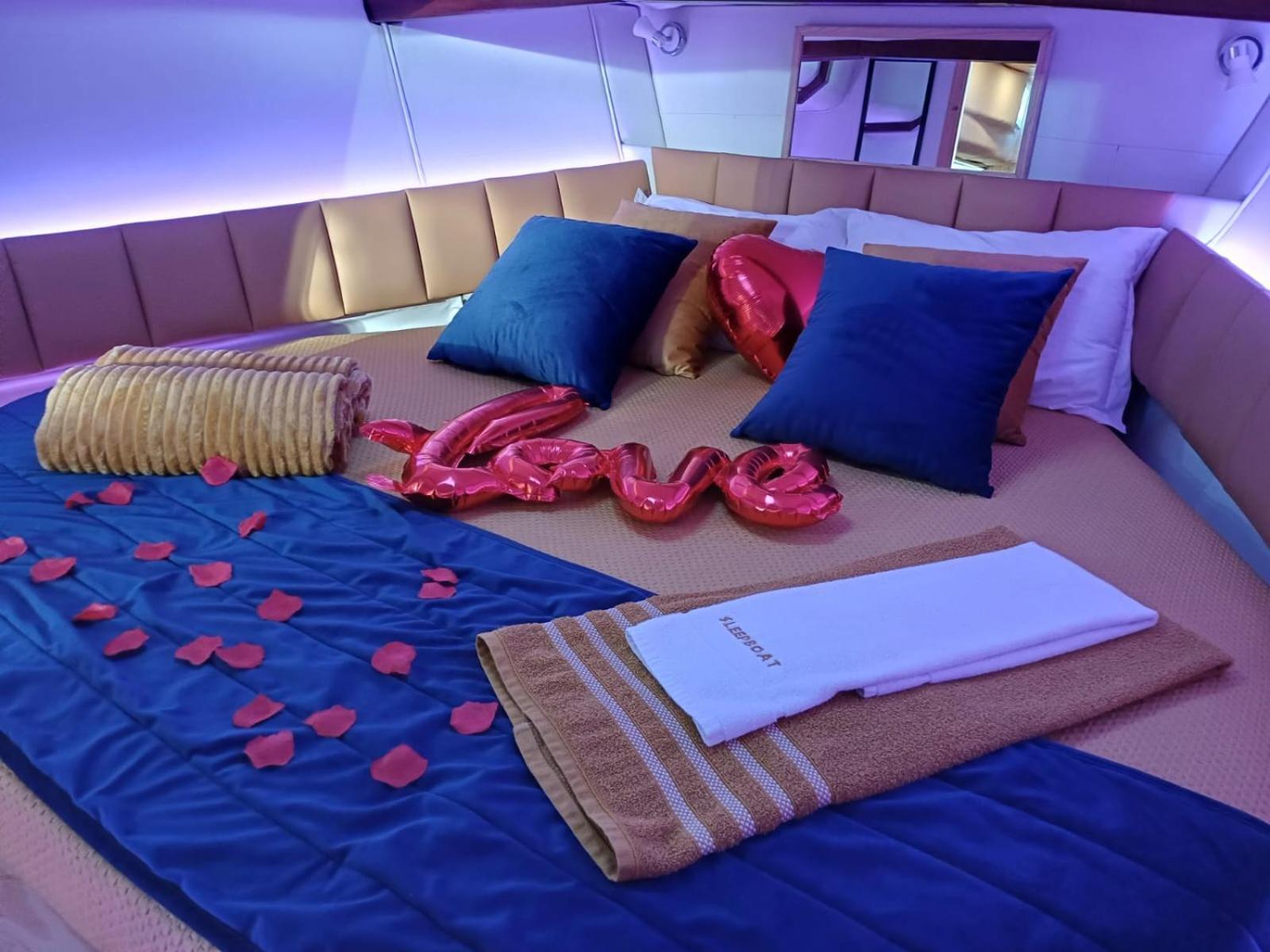 Sleepboat Luxlife Yatch Porto