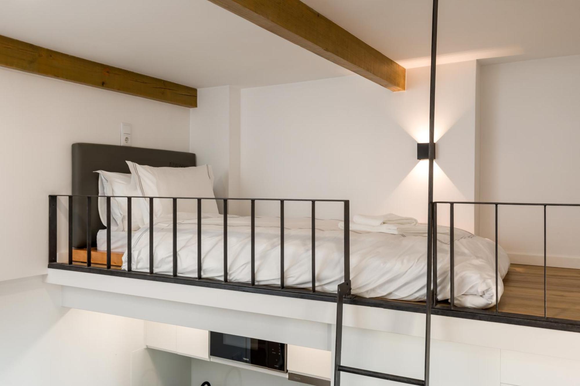 Apartment Clerigos - Premium *