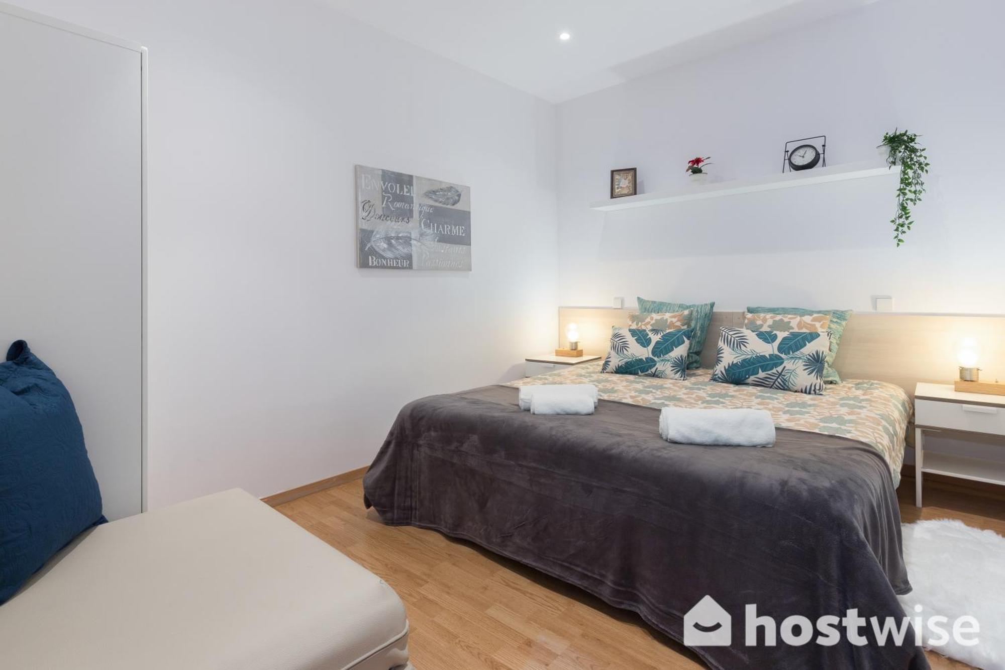Apartment Host Wise - Colorful Fresh Flats - Batalha Porto