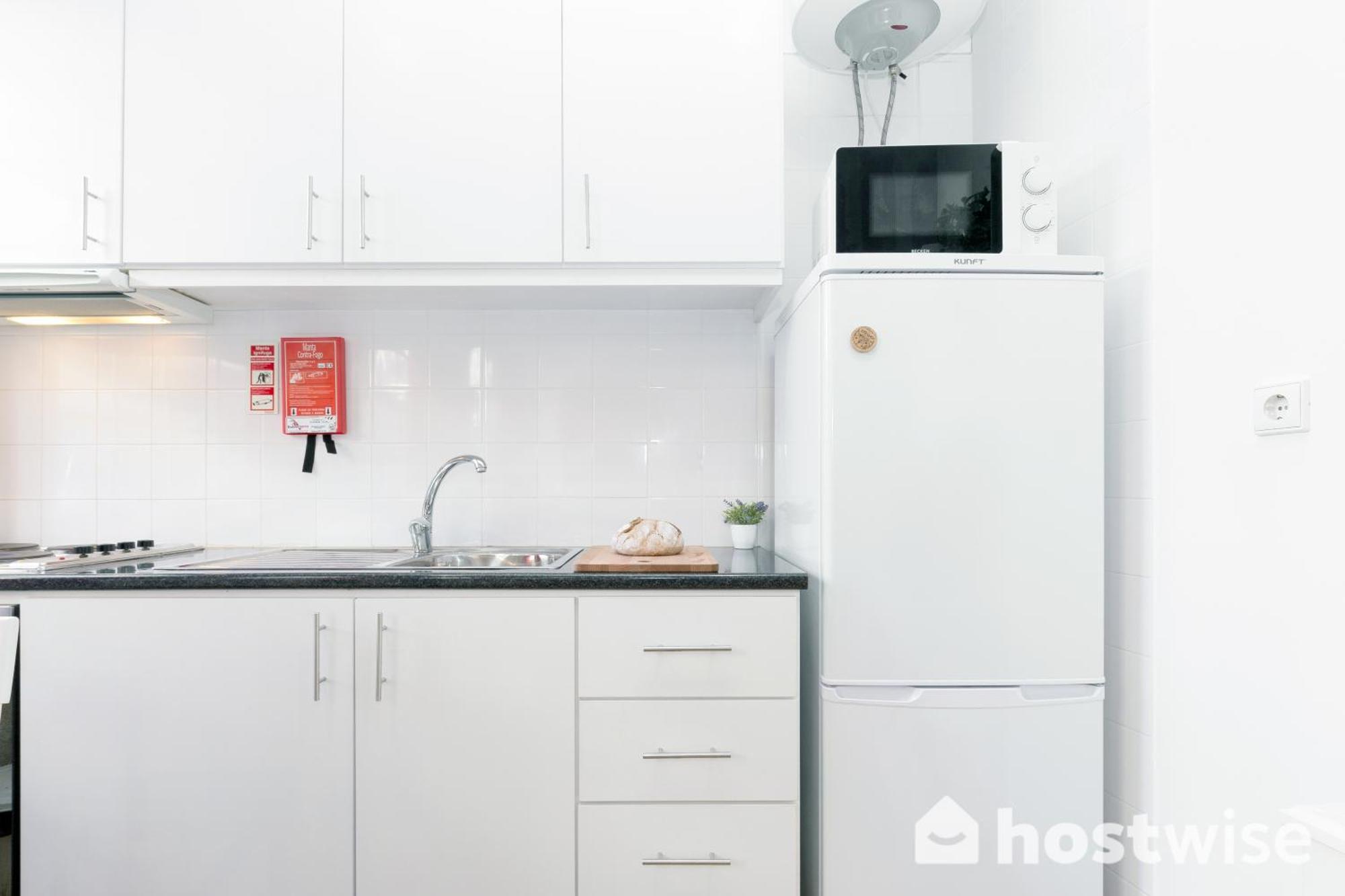 Apartment Host Wise - Colorful Fresh Flats - Batalha