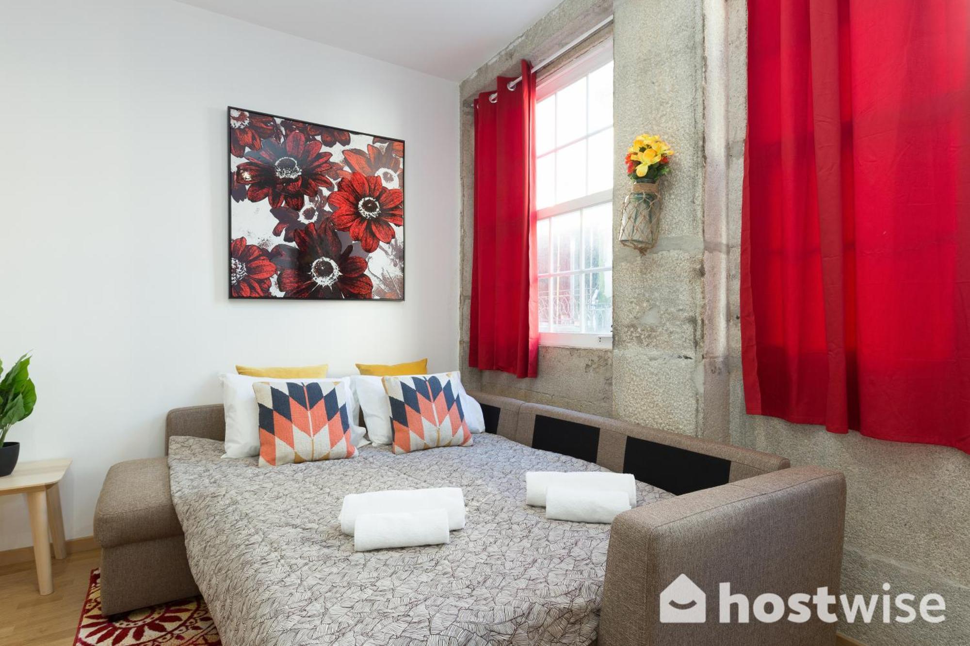 Apartment Host Wise - Colorful Fresh Flats - Batalha Porto