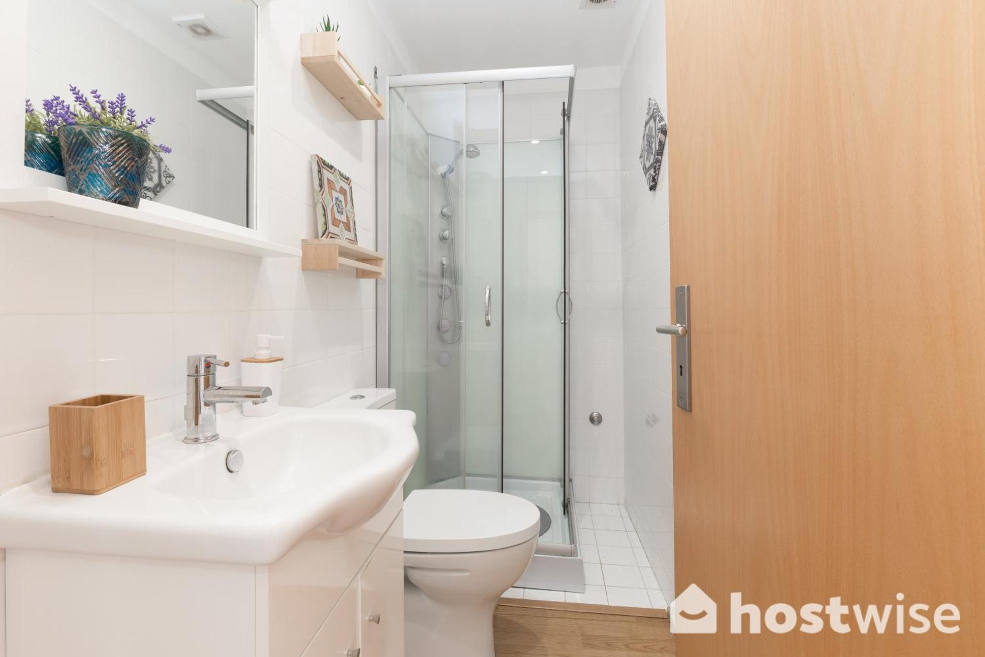 Apartment Host Wise - Colorful Fresh Flats - Batalha Porto