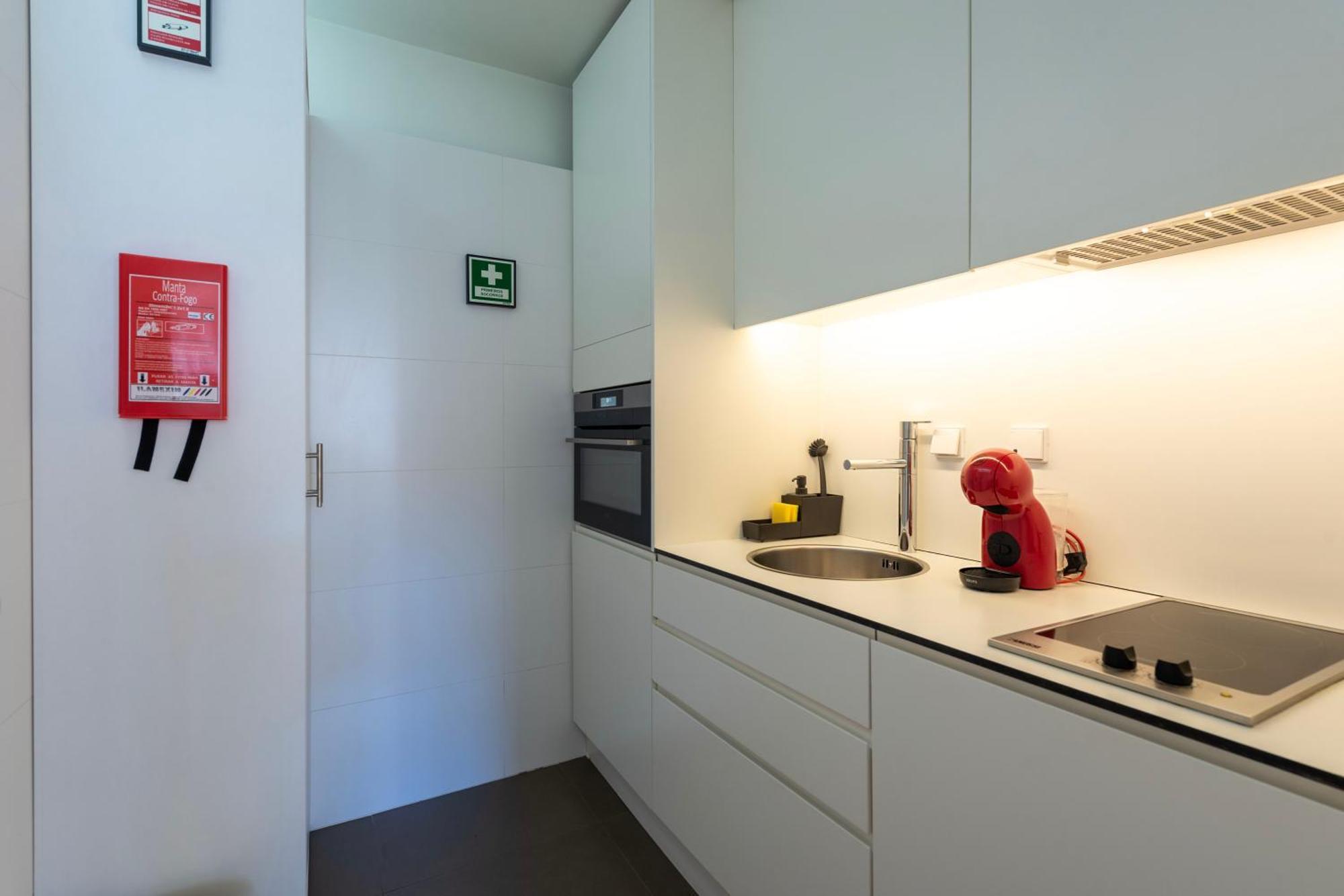 Apartment Cedofeita Deluxe 3f *