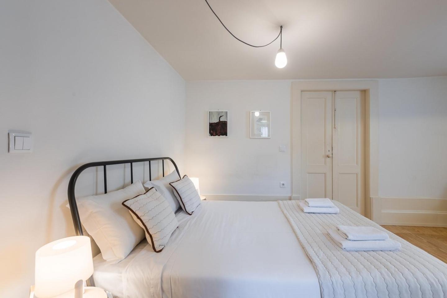 Gasthuis Guestready - Guindais Well House Porto