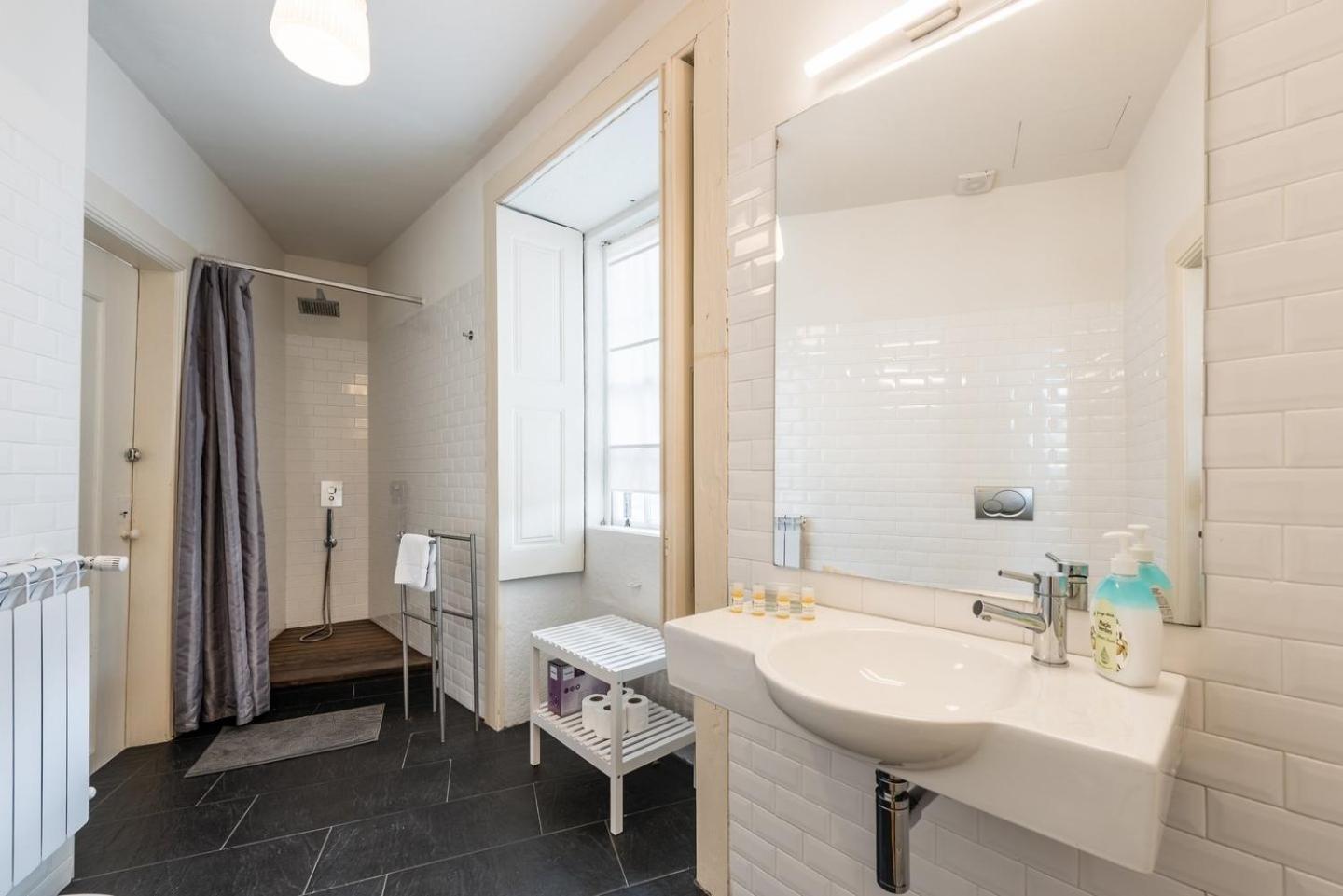 Gasthuis Guestready - Guindais Well House *