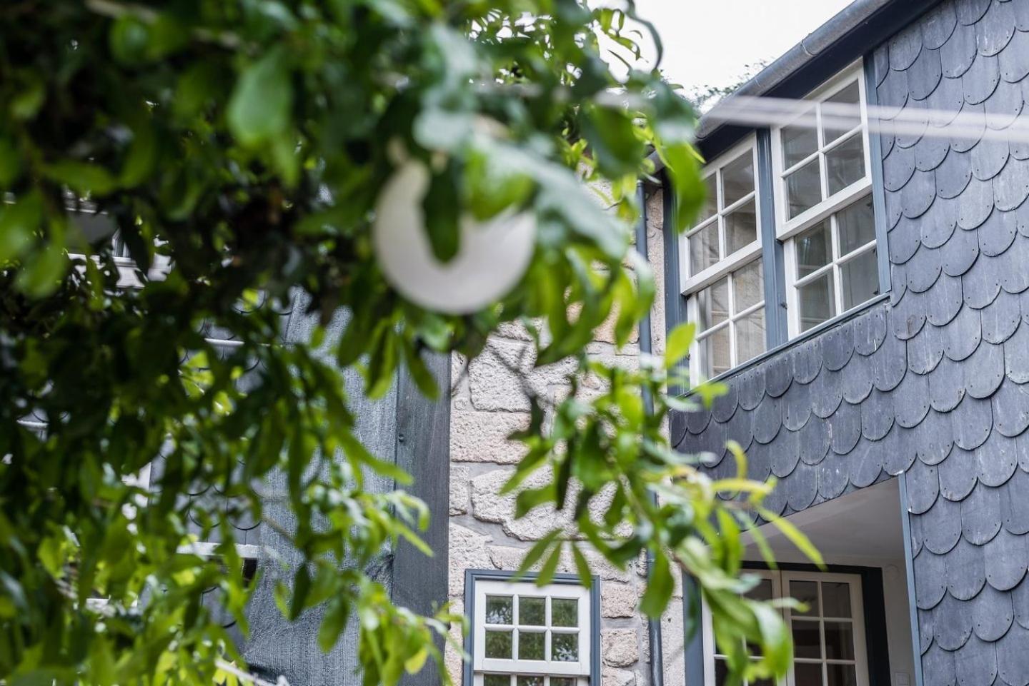 Gasthuis Guestready - Guindais Well House Porto
