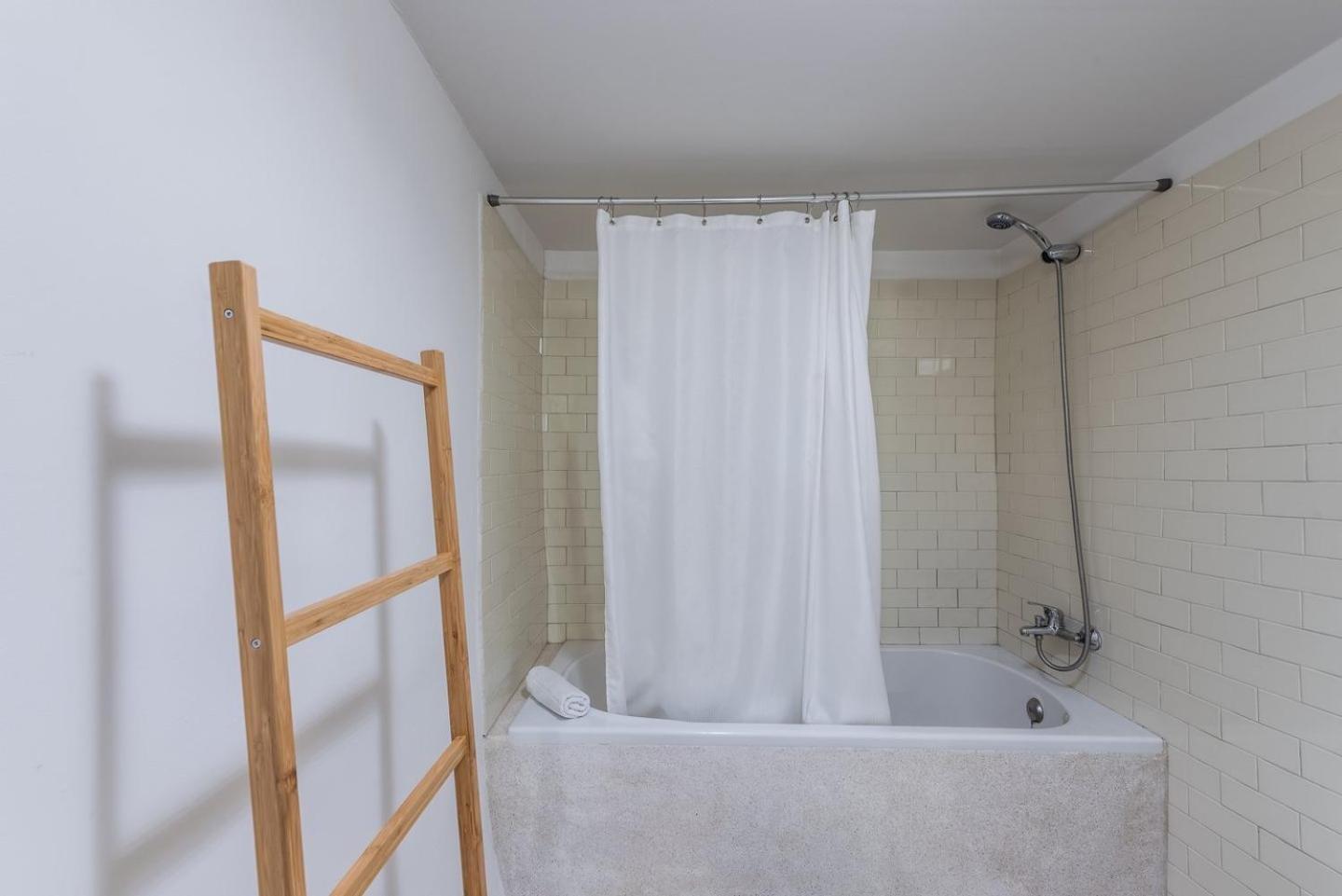 Guestready - Guindais Well House * Porto
