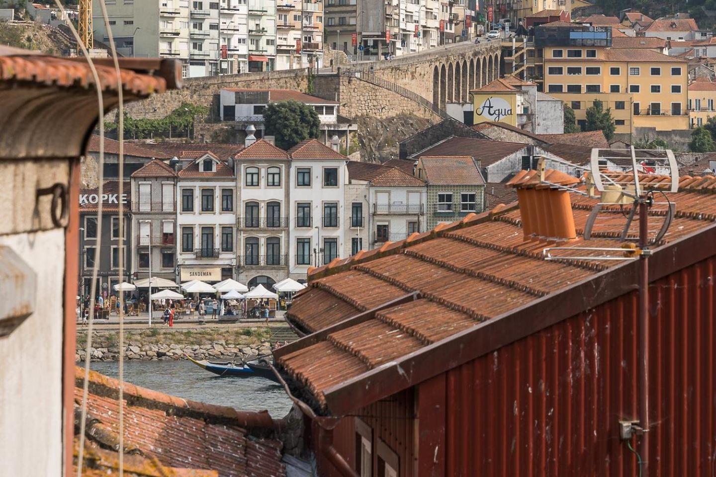 Guestready - Modern Duplex, Neo-classical Building Guest house Porto