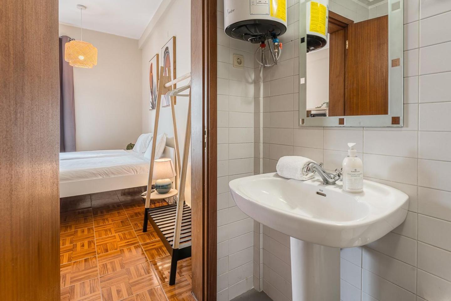 Guestready - Oportogrow Central Batalha 1 *