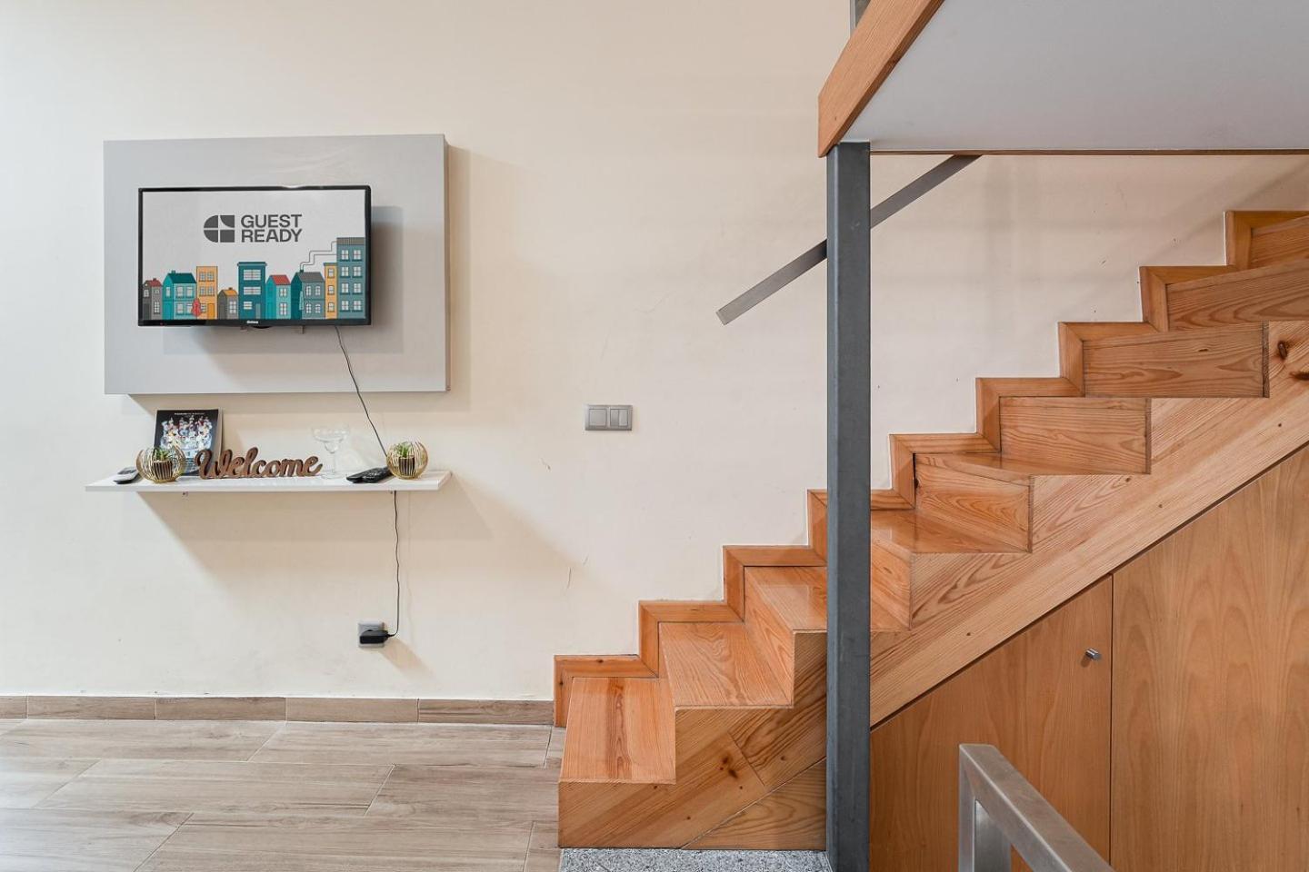 Guestready - Sao Bras Mezzanine * Porto