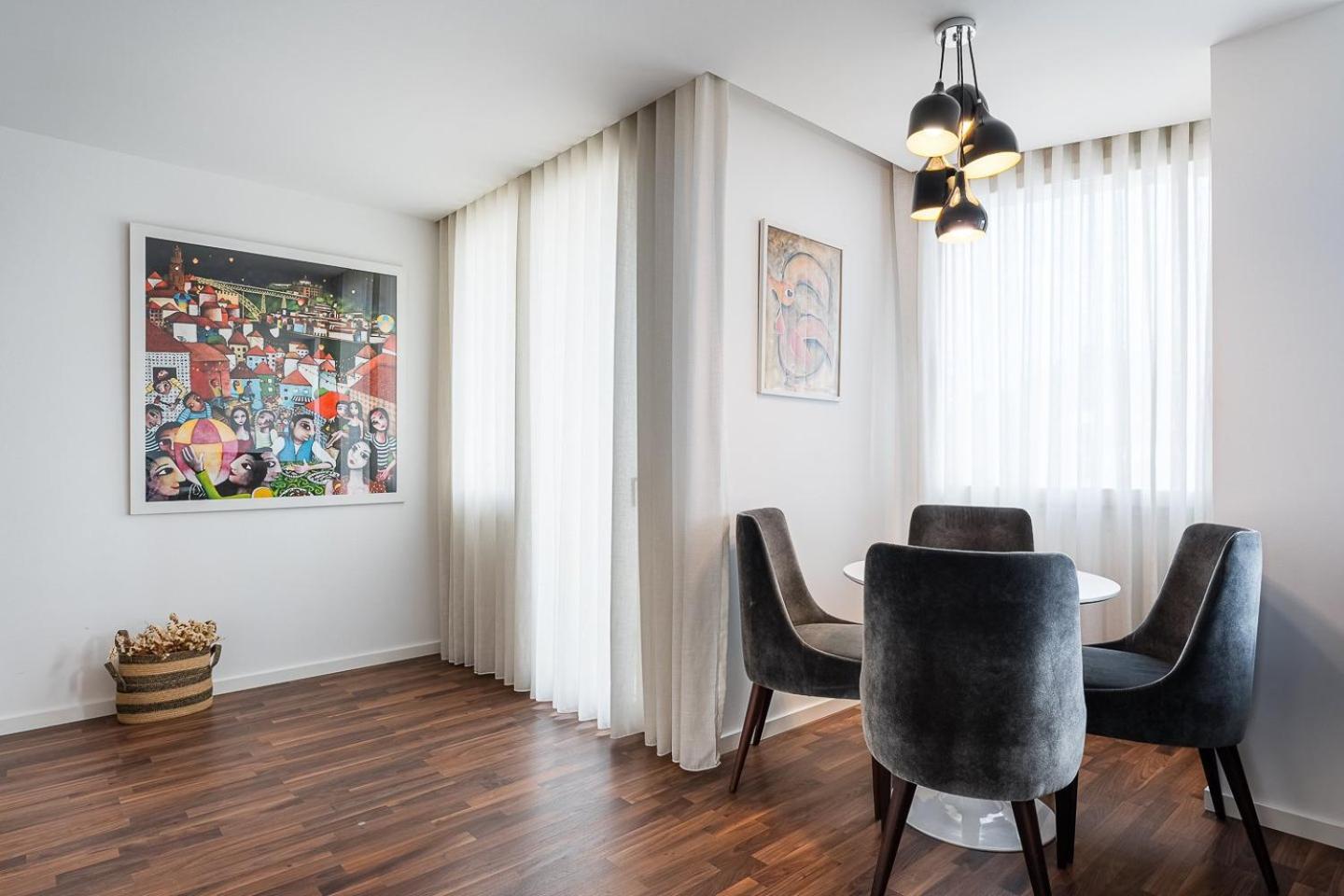Guestready - Experience Near Aliados