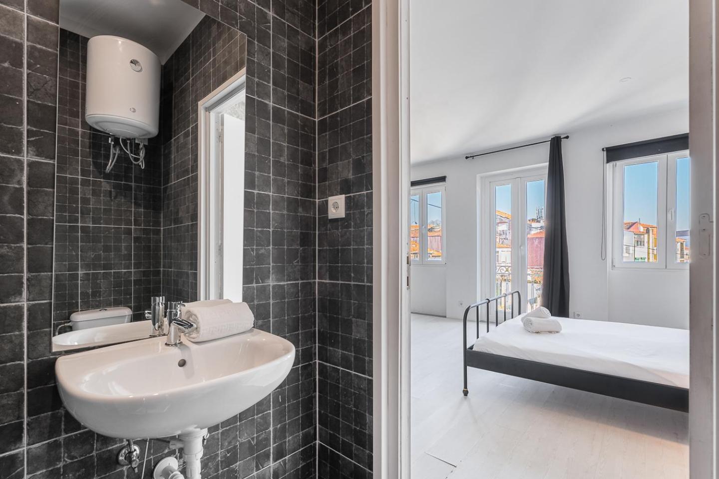 Guest H4u - Sao Vitor River View Apartment *