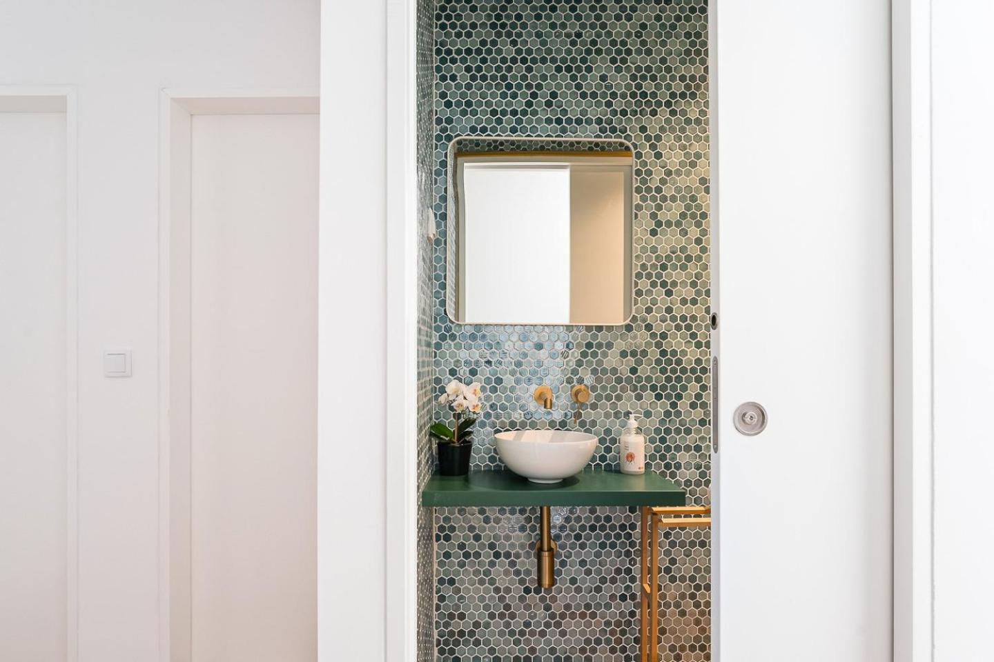Guestready - Relaxing Moment In A Vibrant Apartment *