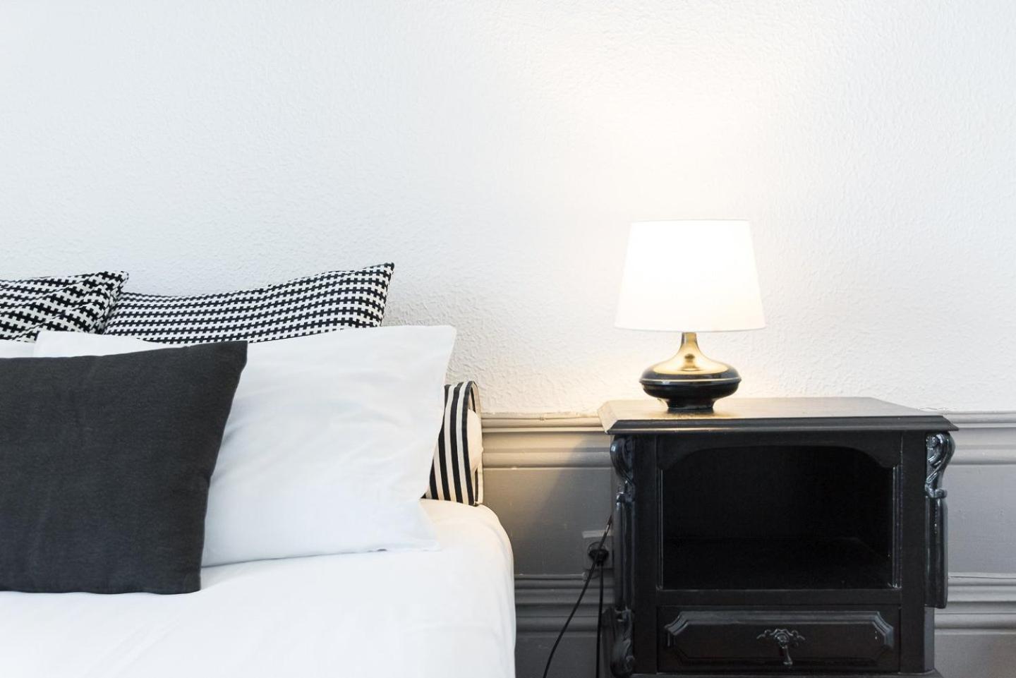 Centenary Cosy - 7 Apartment *