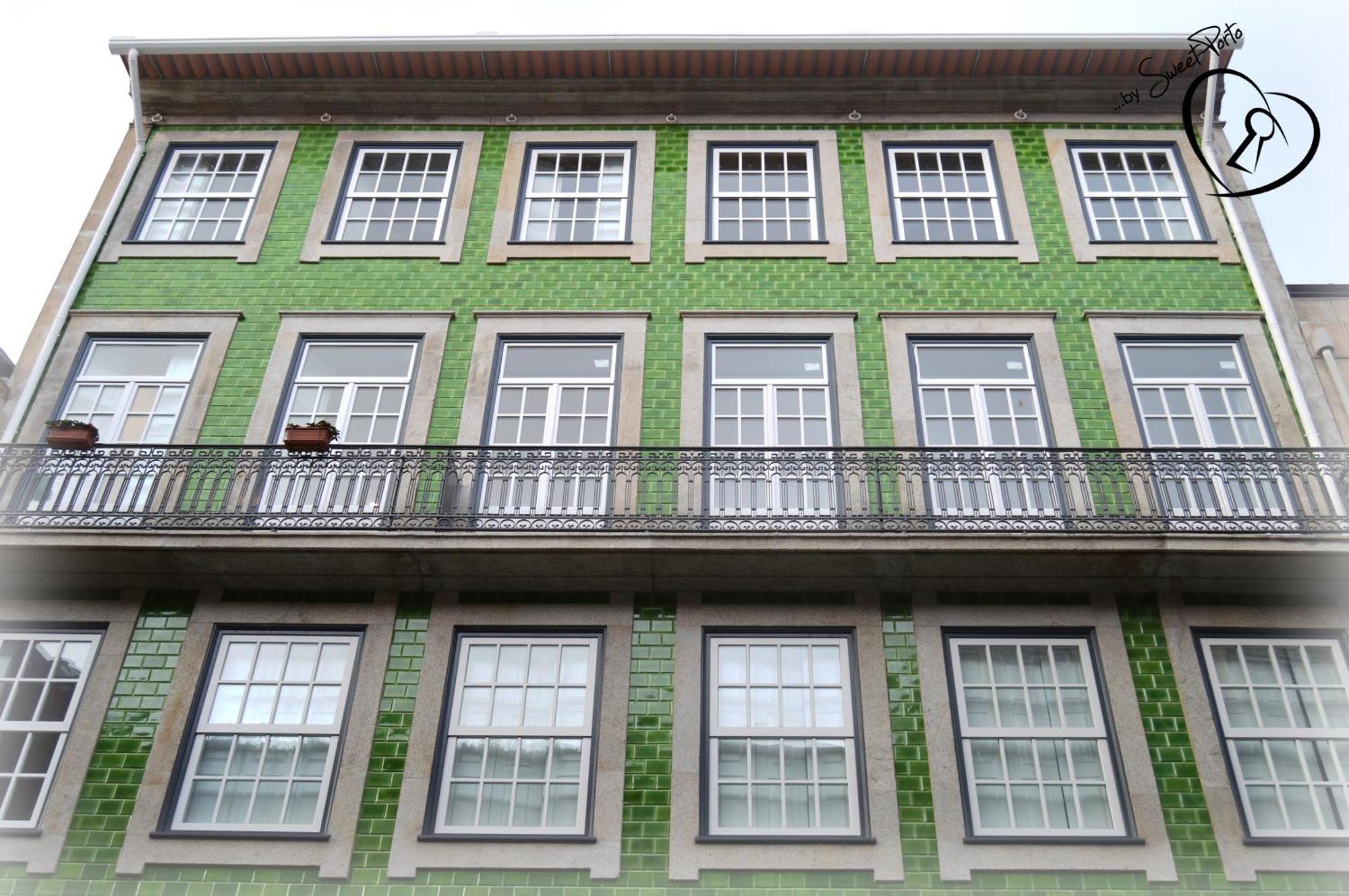 Apartment Flores Street