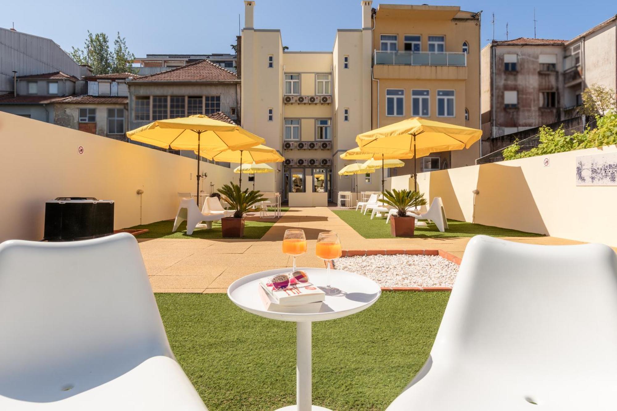733 Costa Cabral Metro Apartment *