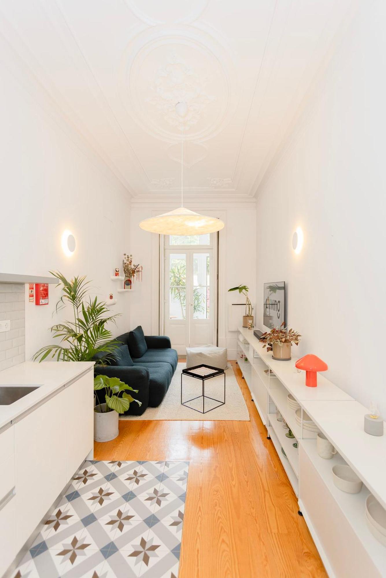 Liiiving In - Downtown Secret Terrace Apartment