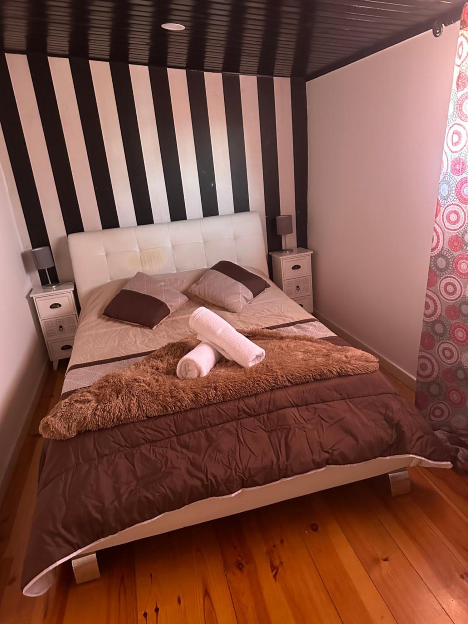 Al Pitoes Guest house Porto