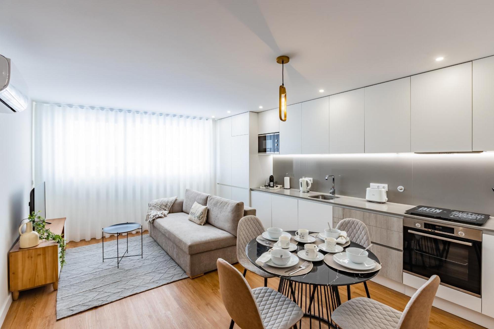 Pestana - In Center, Modern, New And Cozy * Porto