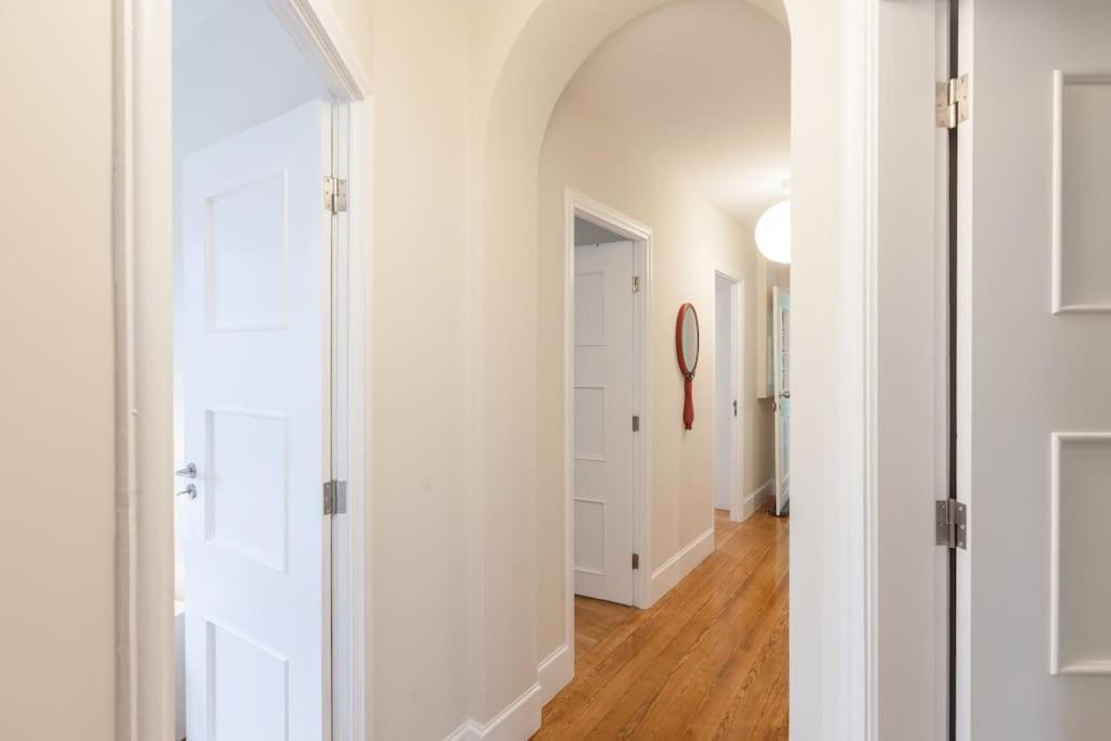 Apartamento Large And Charming Apt Downtown 3bedrooms