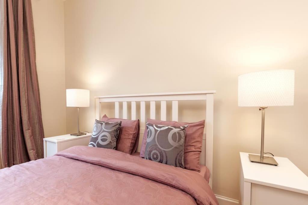 Apartamento Large And Charming Apt Downtown 3bedrooms *