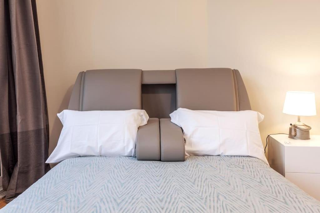 Large And Charming Apt Downtown 3bedrooms Apartamento *