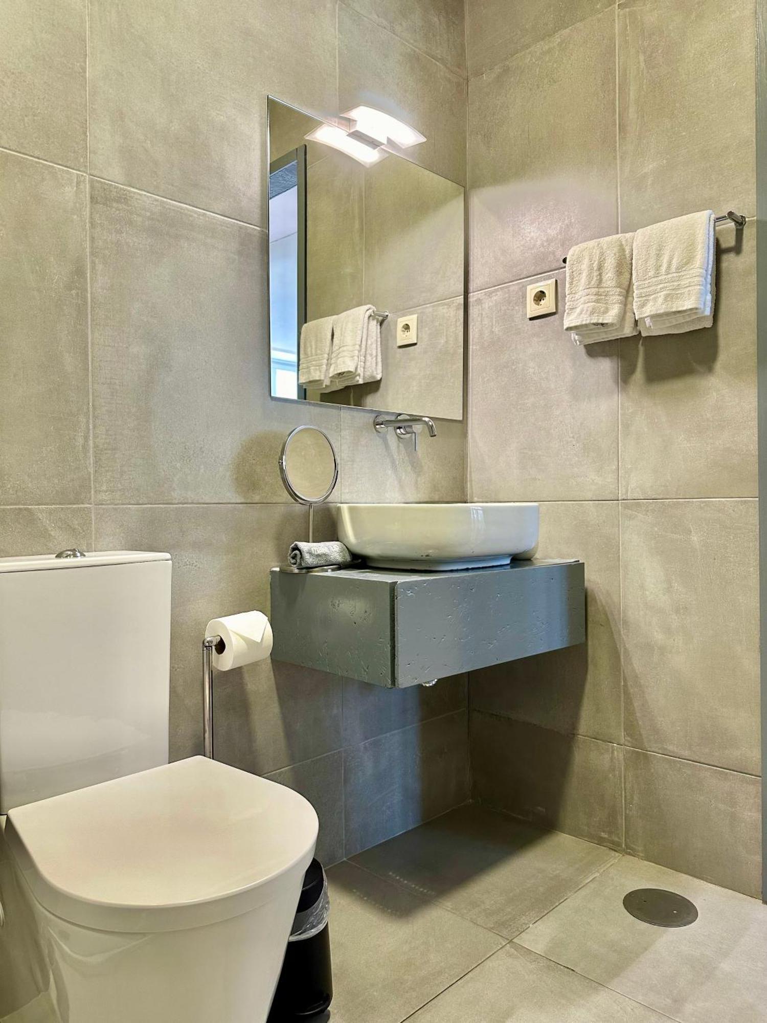 Appartement Youropo - Stories