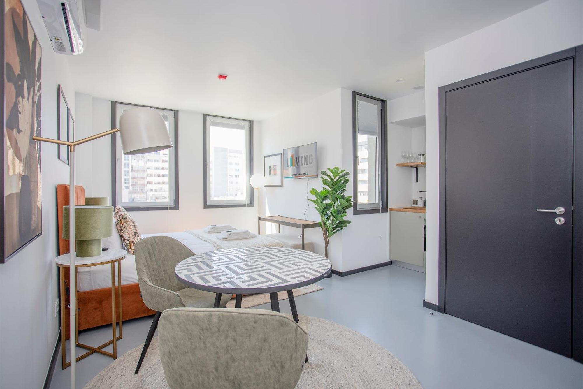 Liiiving In - Design