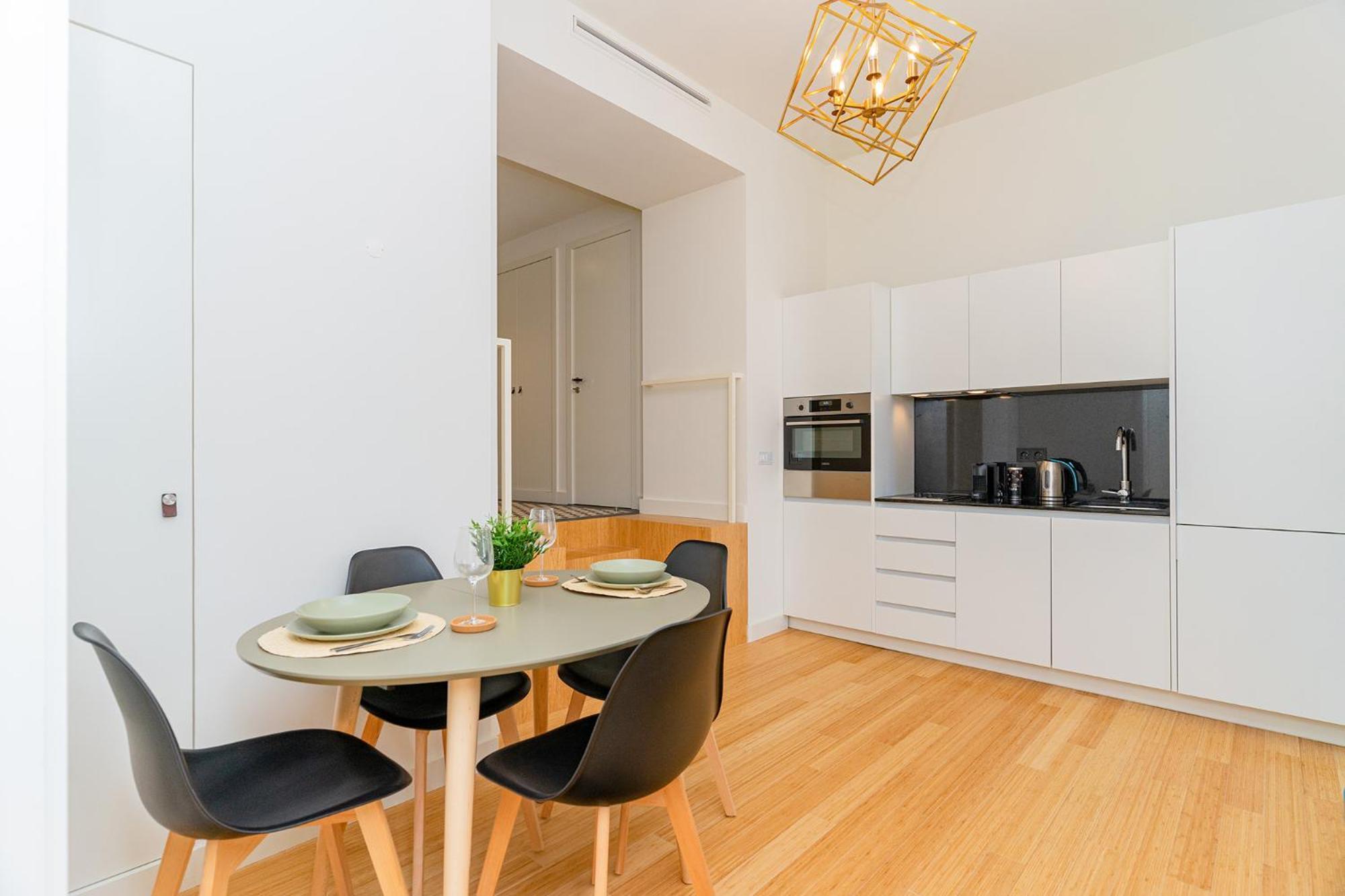 Charming • Apartment *