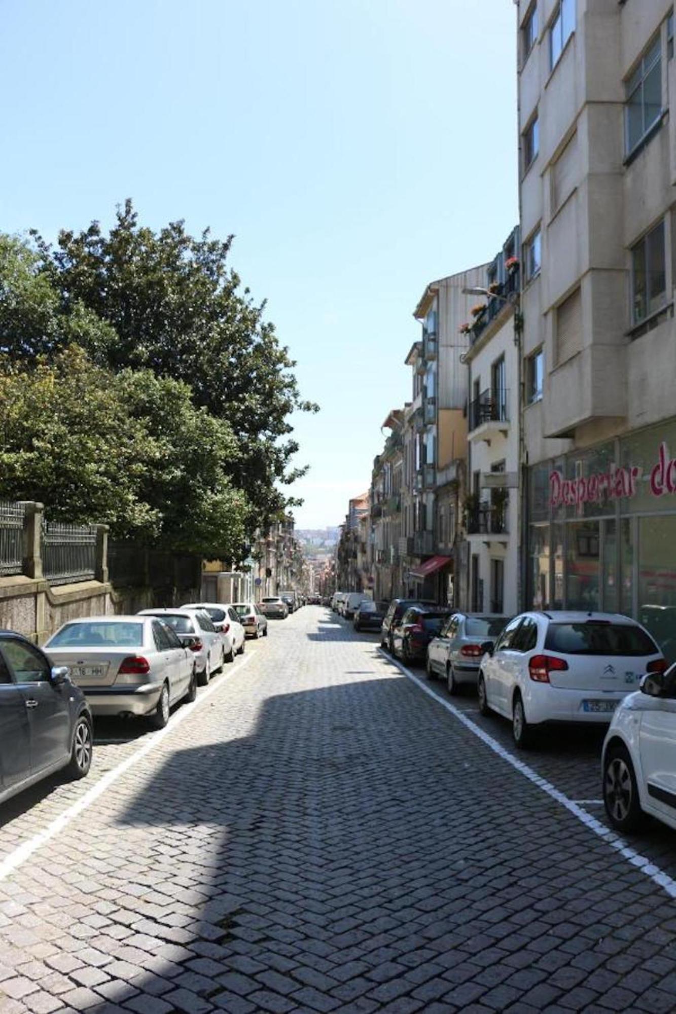Apartment Stylish Almada Historic *