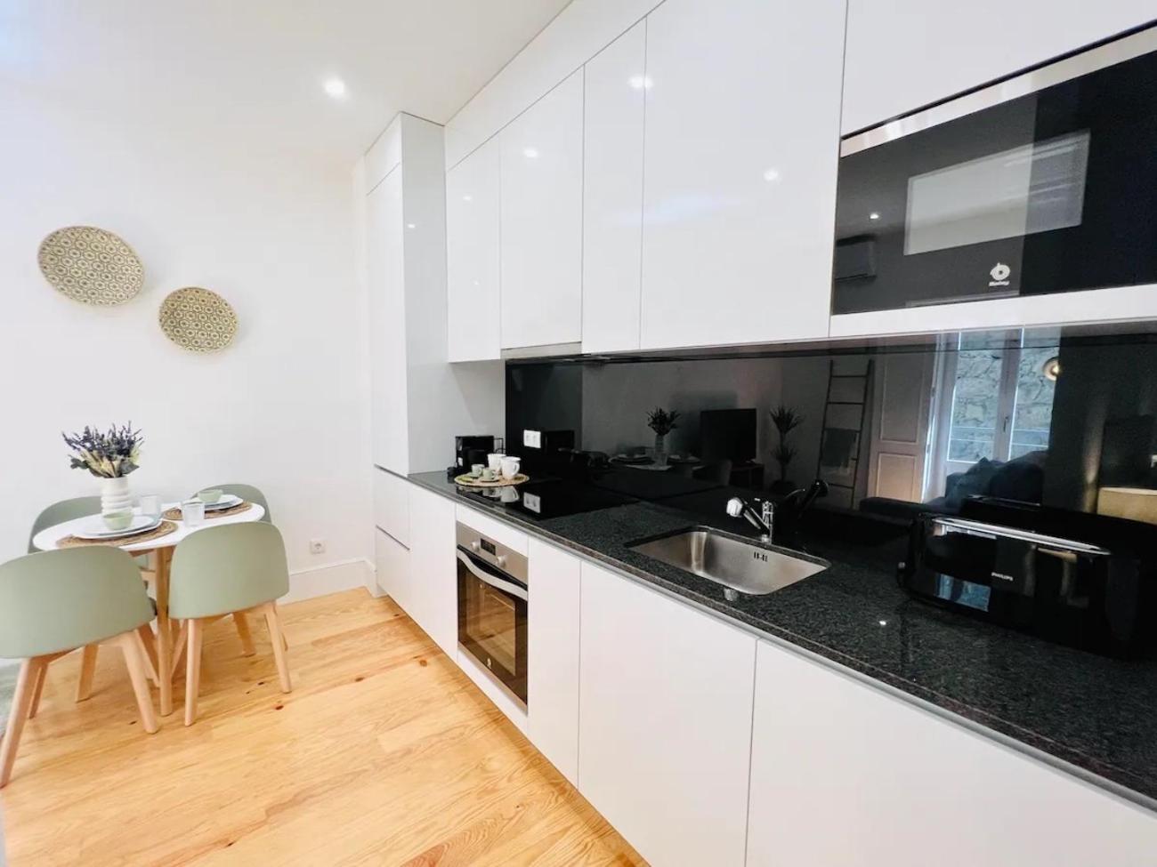 The House - Charming Apartment *