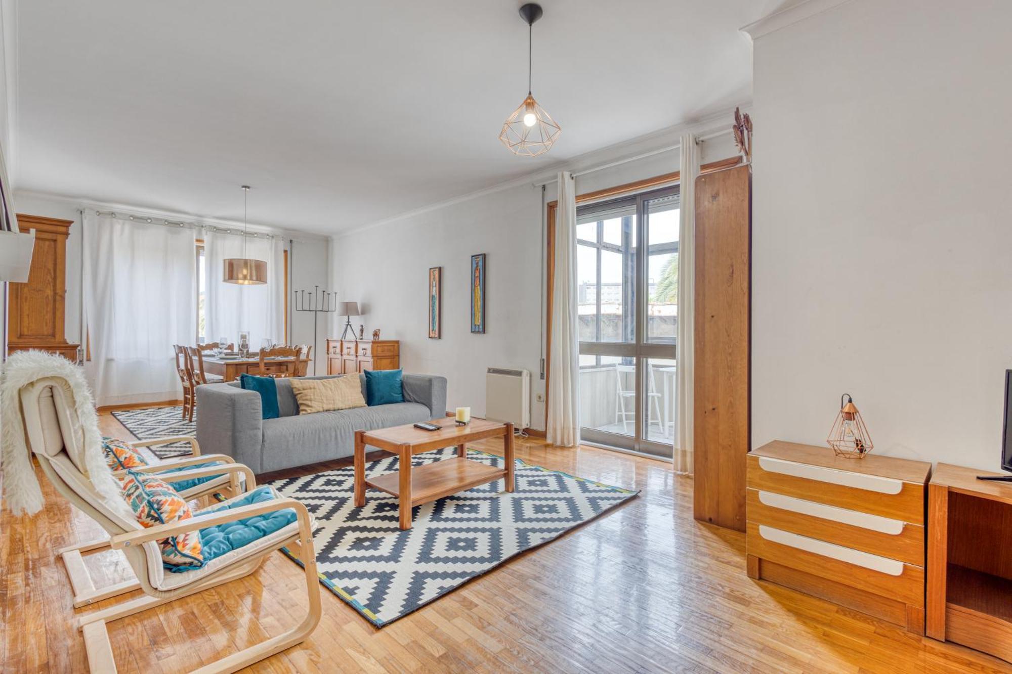 Guest Lobo Flat With Parking Apartment Porto