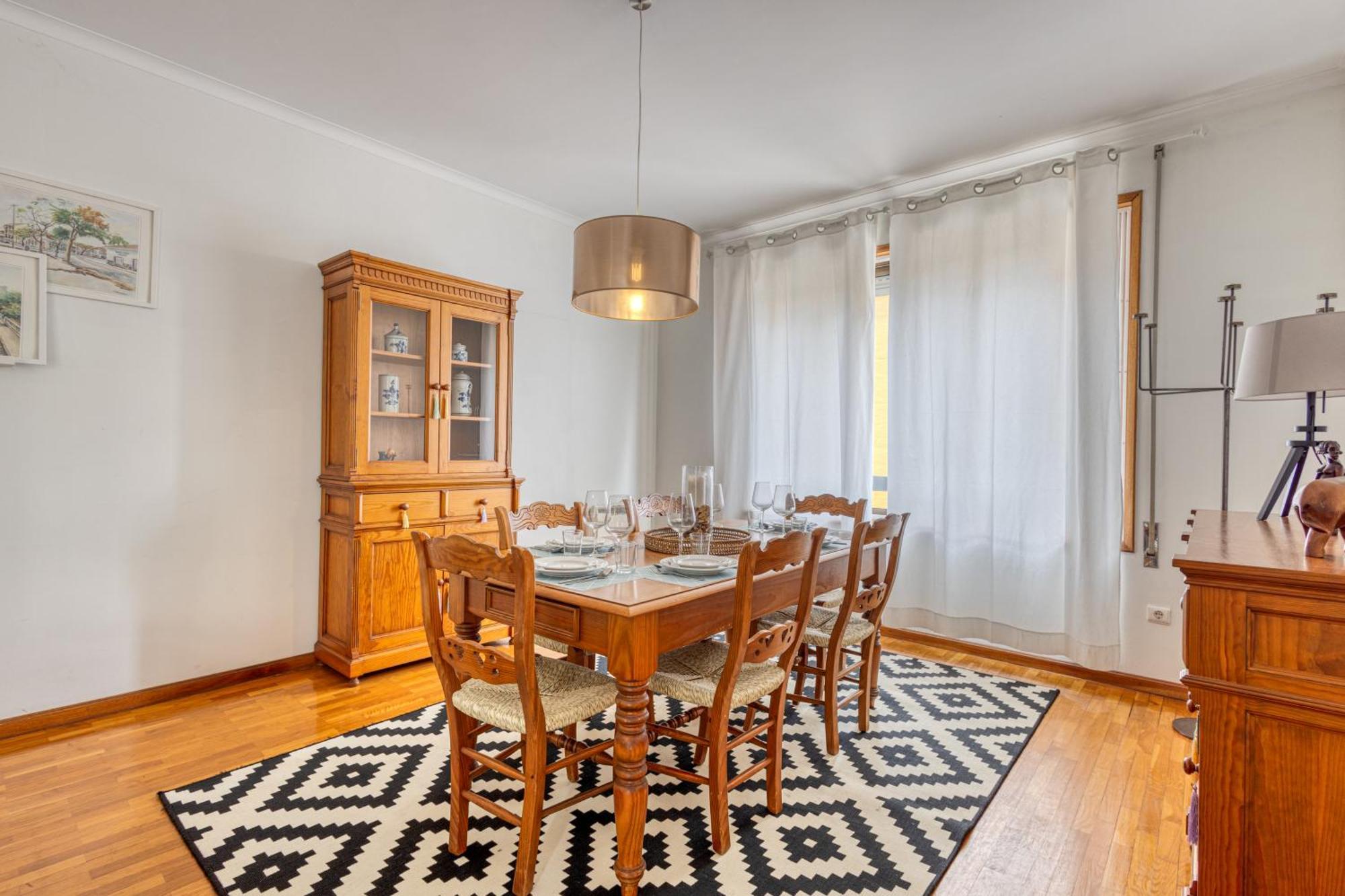 Guest Lobo Flat With Parking Porto