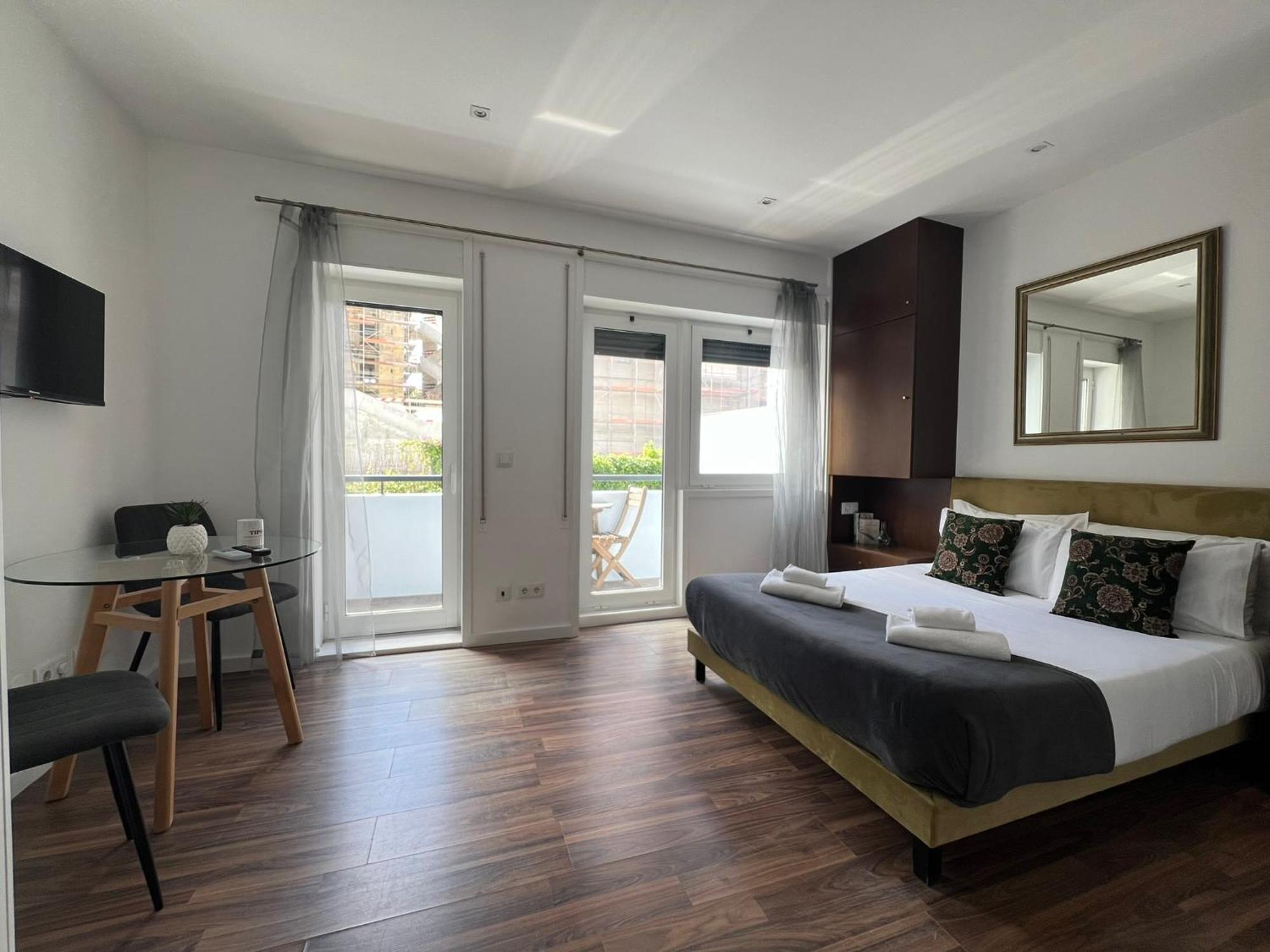 Almada & Apartment
