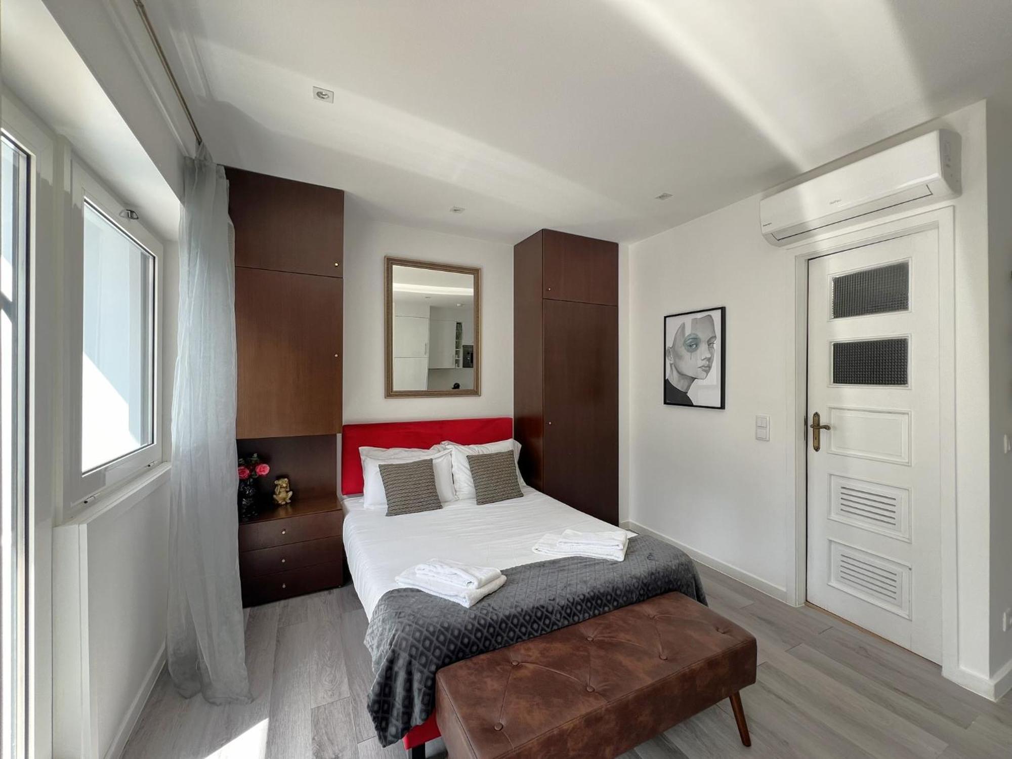 Apartment Almada & Porto