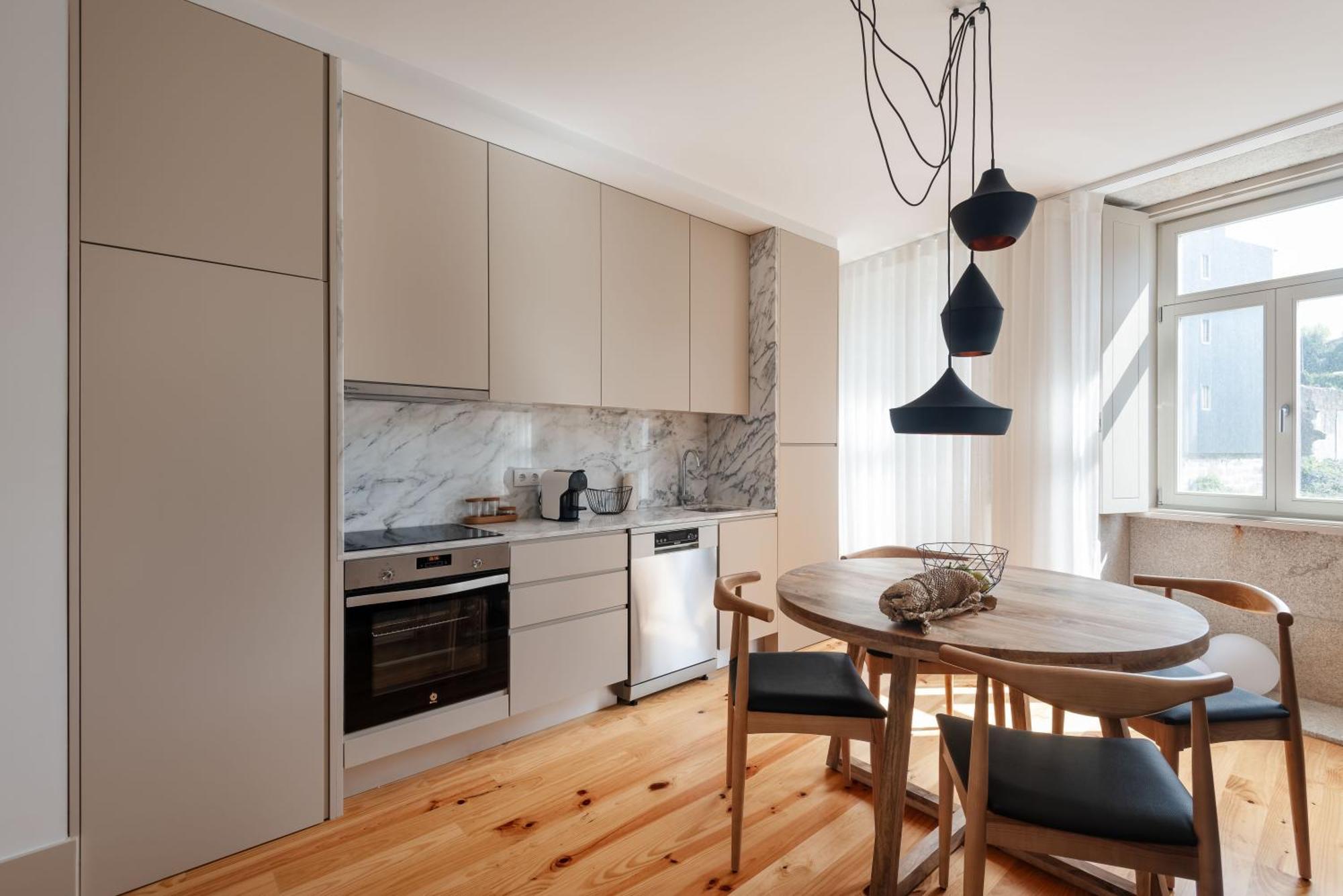 Stylish In Center Appartement