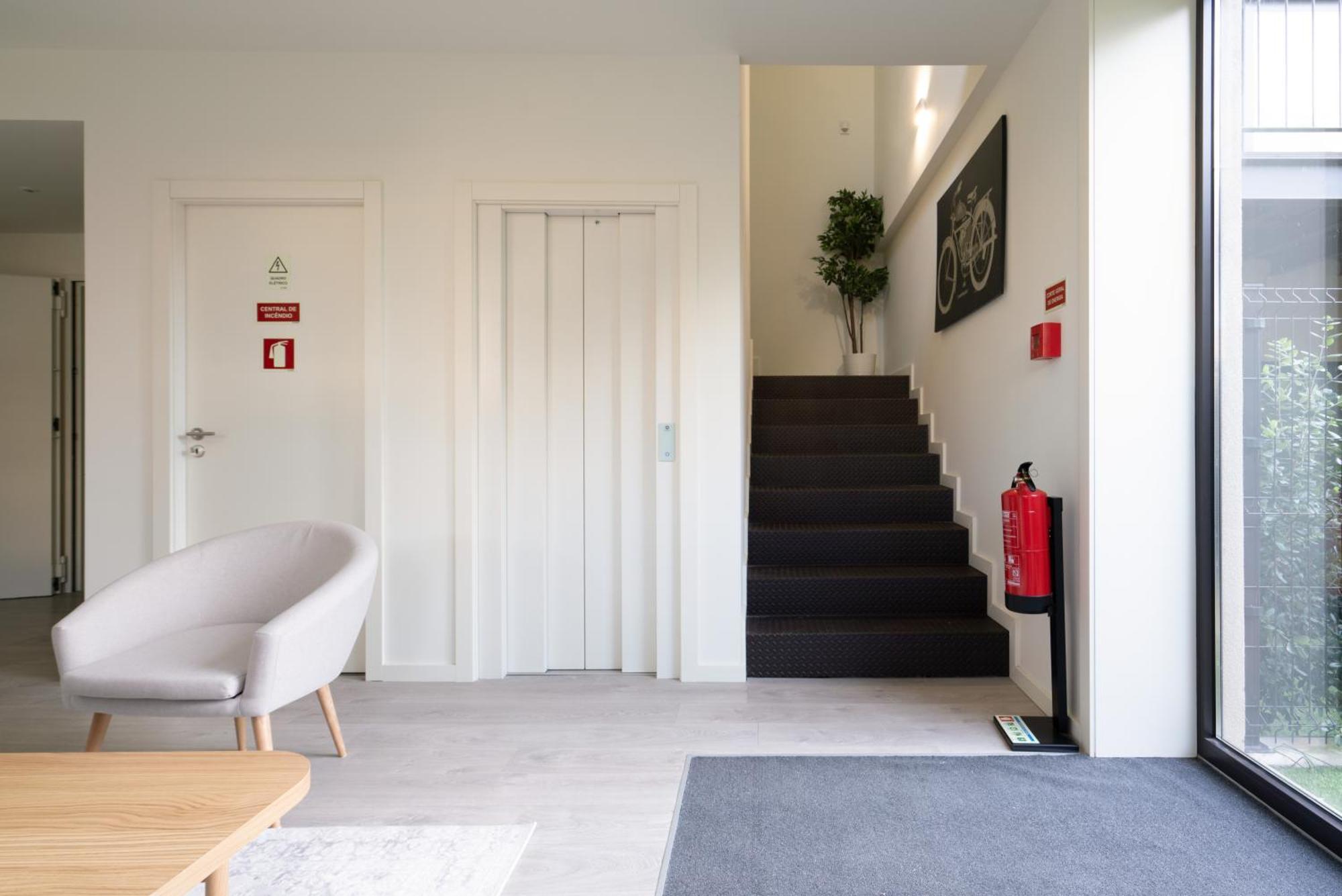 Host Wise - Private Flats - Terrace *