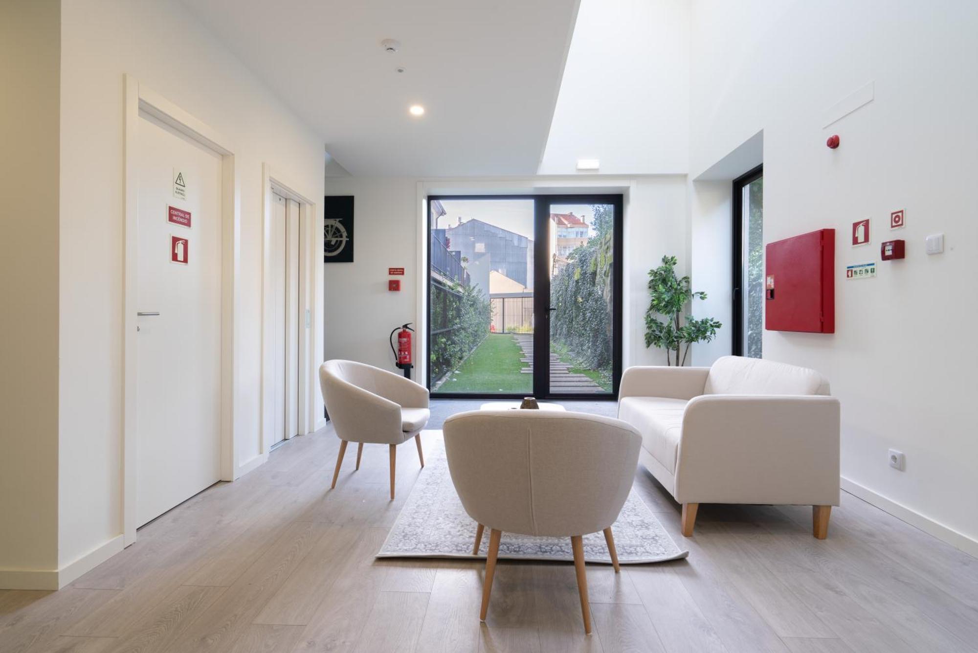 Apartment Host Wise - Private Flats - Terrace