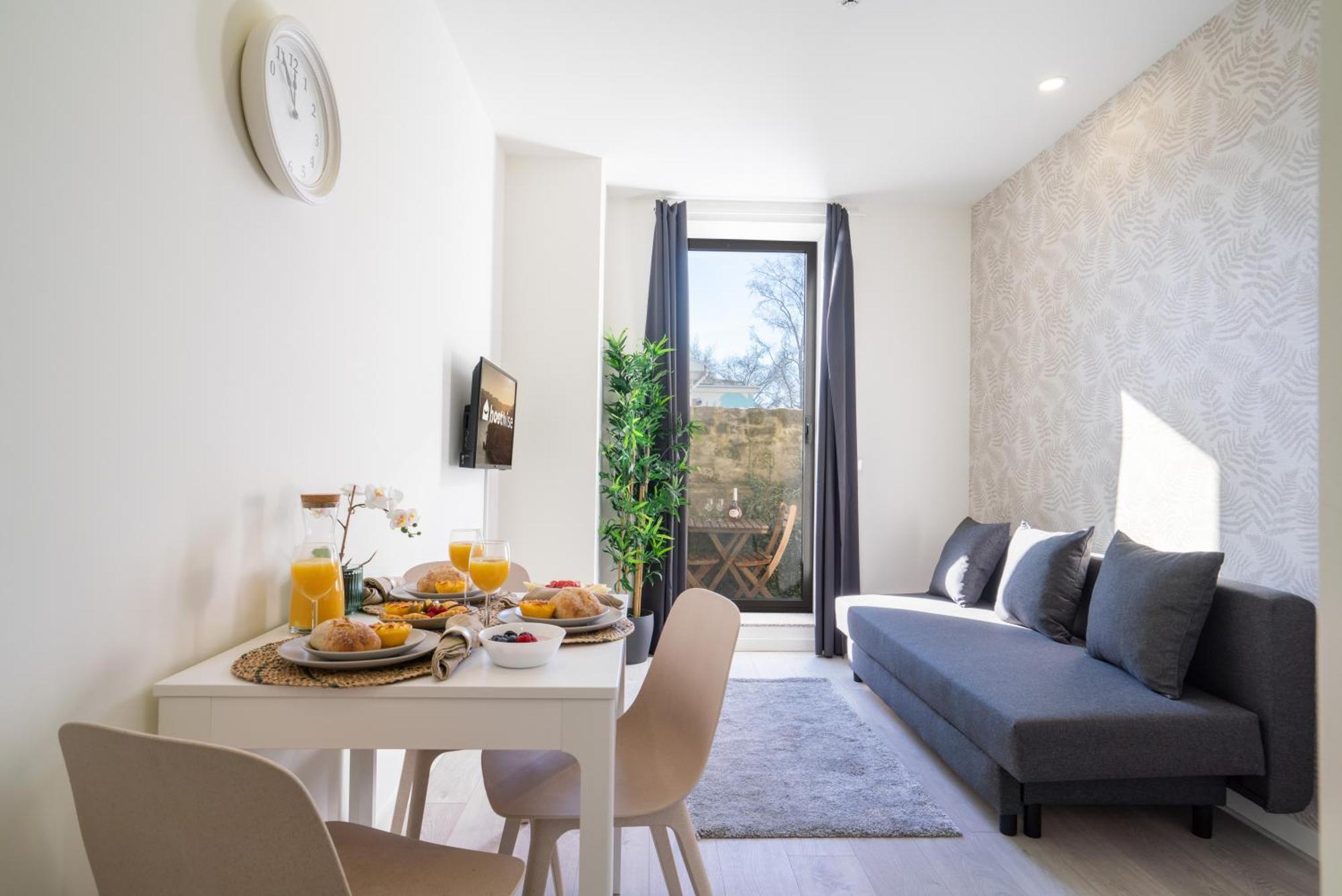 Host Wise - Private Flats - Terrace *