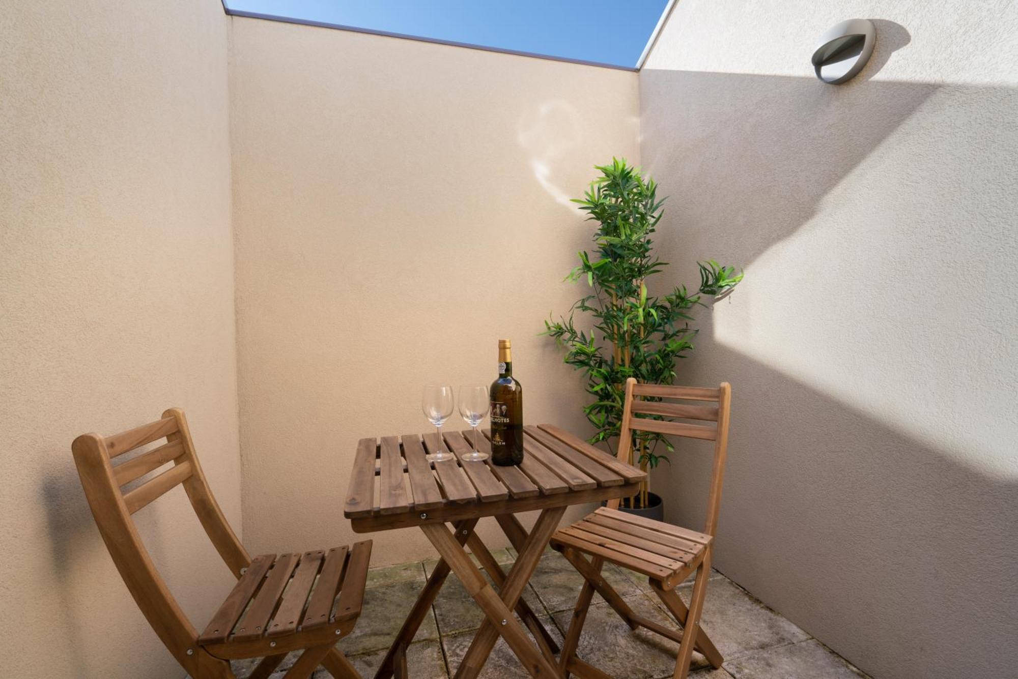 Host Wise - Private Flats - Terrace * Porto