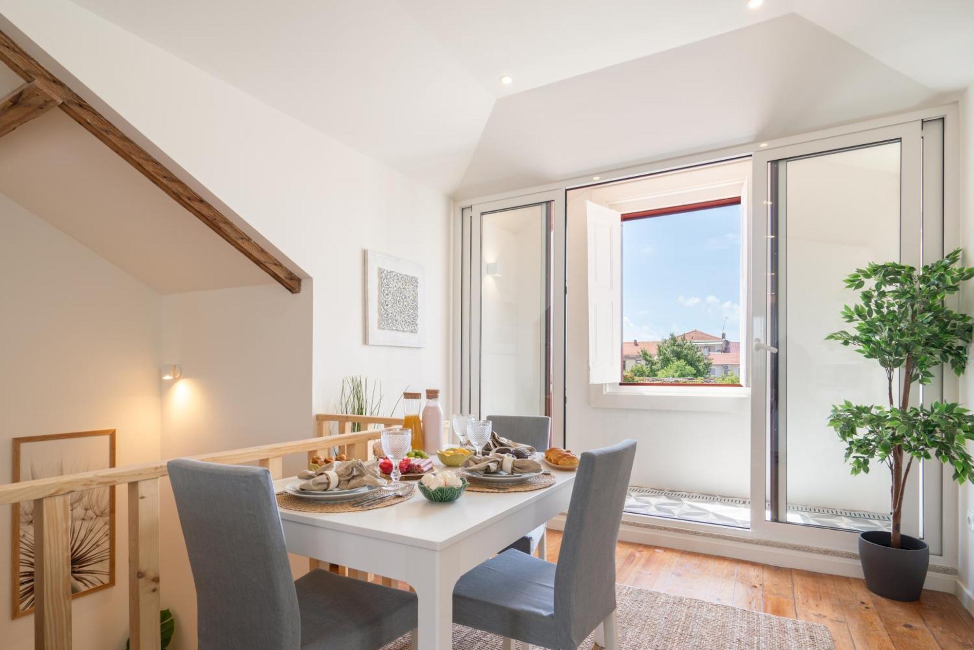 Host Wise - Modern Comfy Flat Apartment *