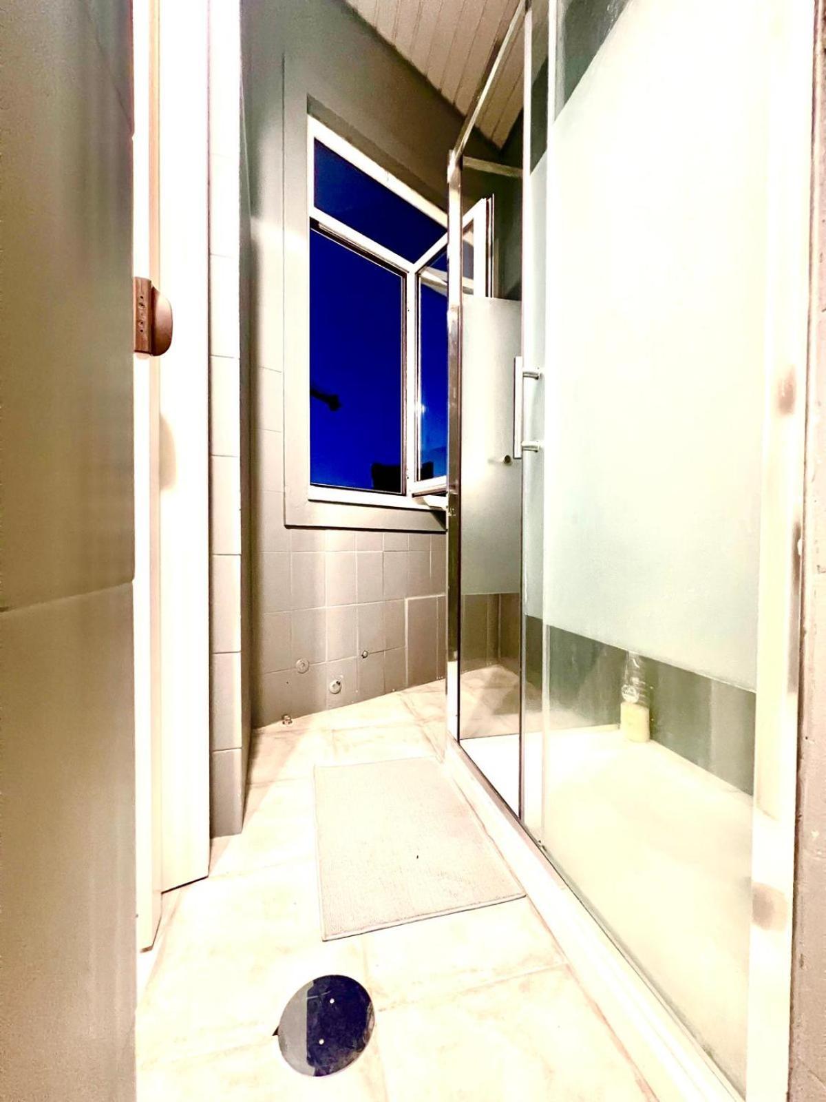 Swissporto Guest House *