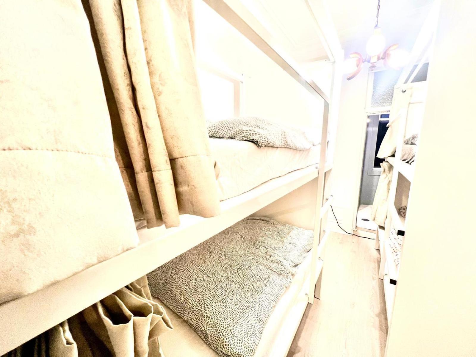 Hostel Swissporto Guest House