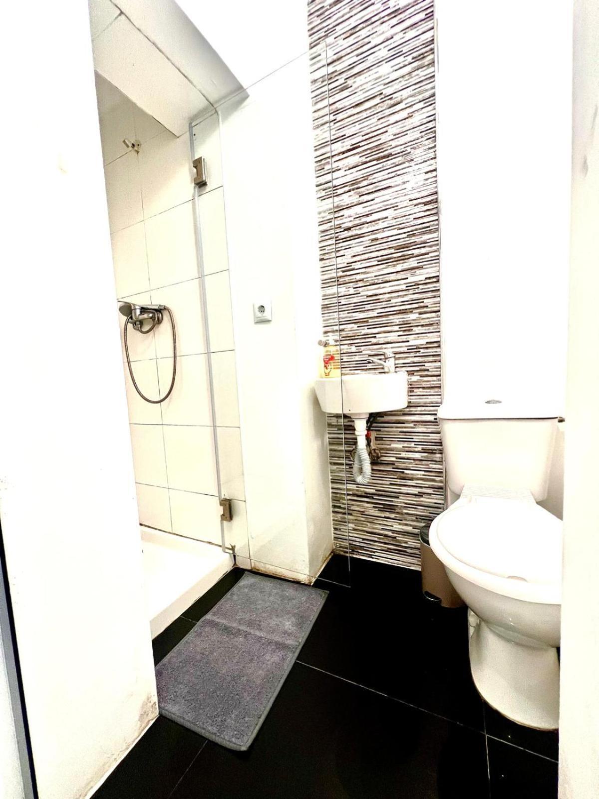 Swissporto Guest House Hostel *