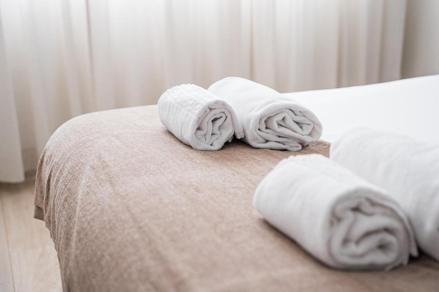 Guestready - Quental Wallpaper Near Marques Square * Porto