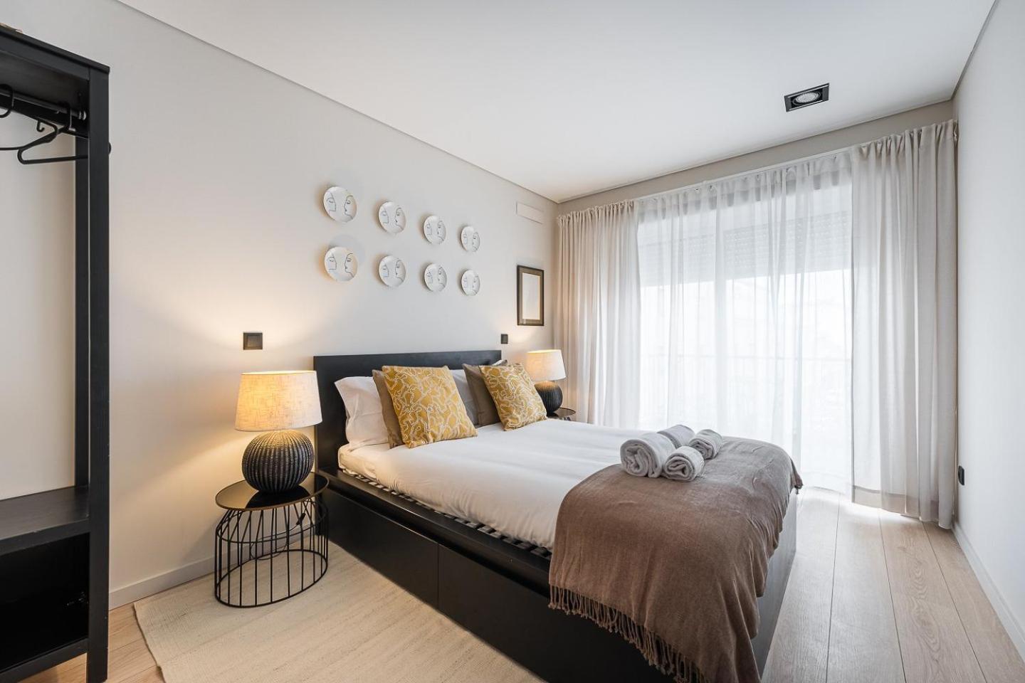 Apartamento Guestready - Quental Wallpaper Near Marques Square Porto