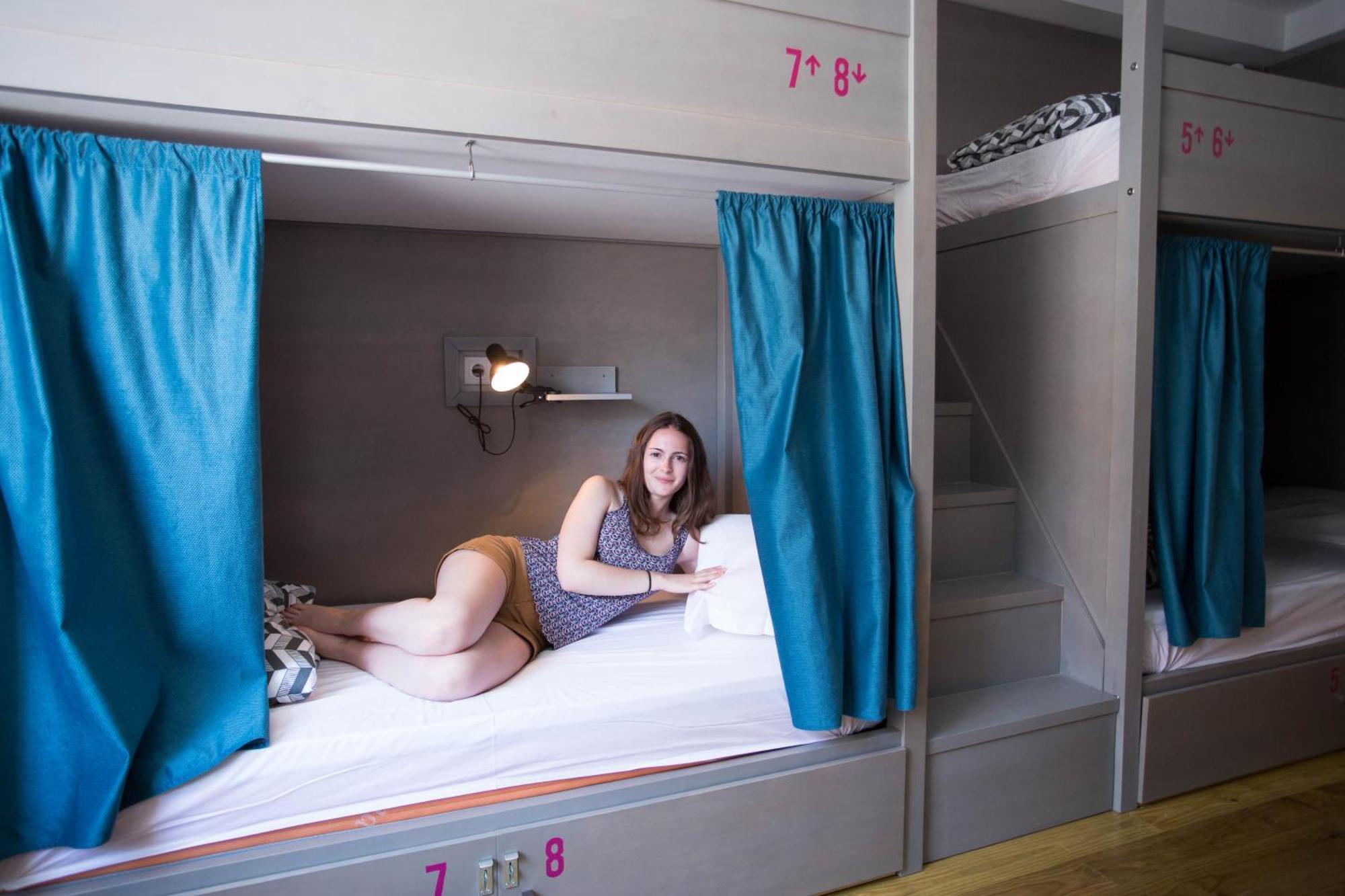 Way Hostel *